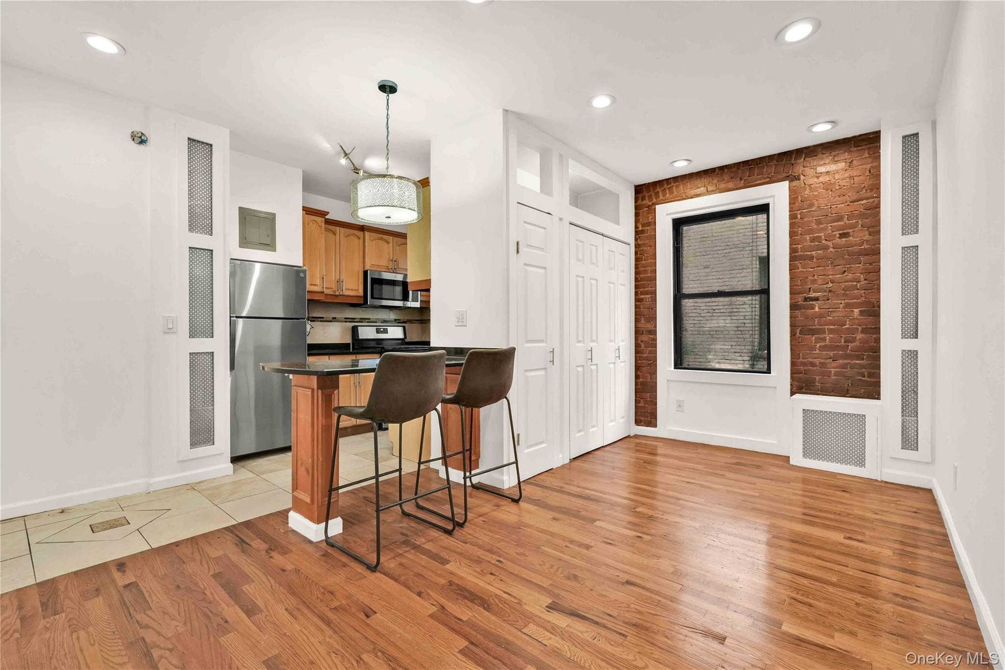 #2 photo, 21-28 35th, Astoria , NY 11105