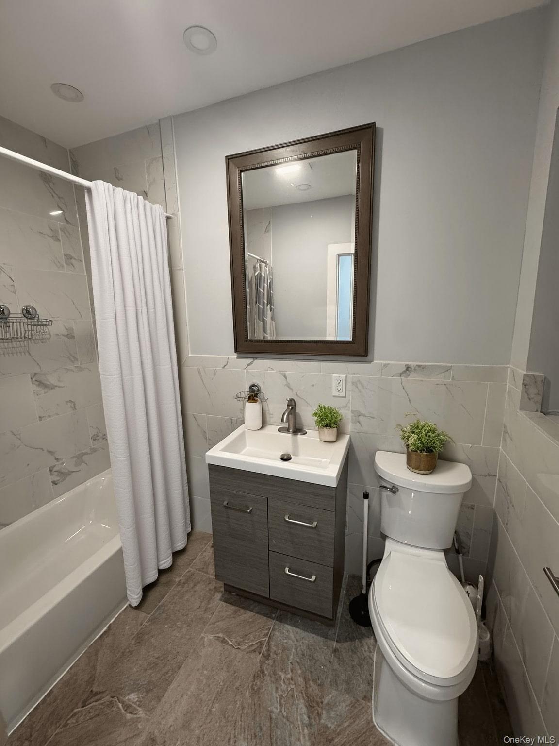 #13 photo, Brooklyn, Brooklyn , NY 11233