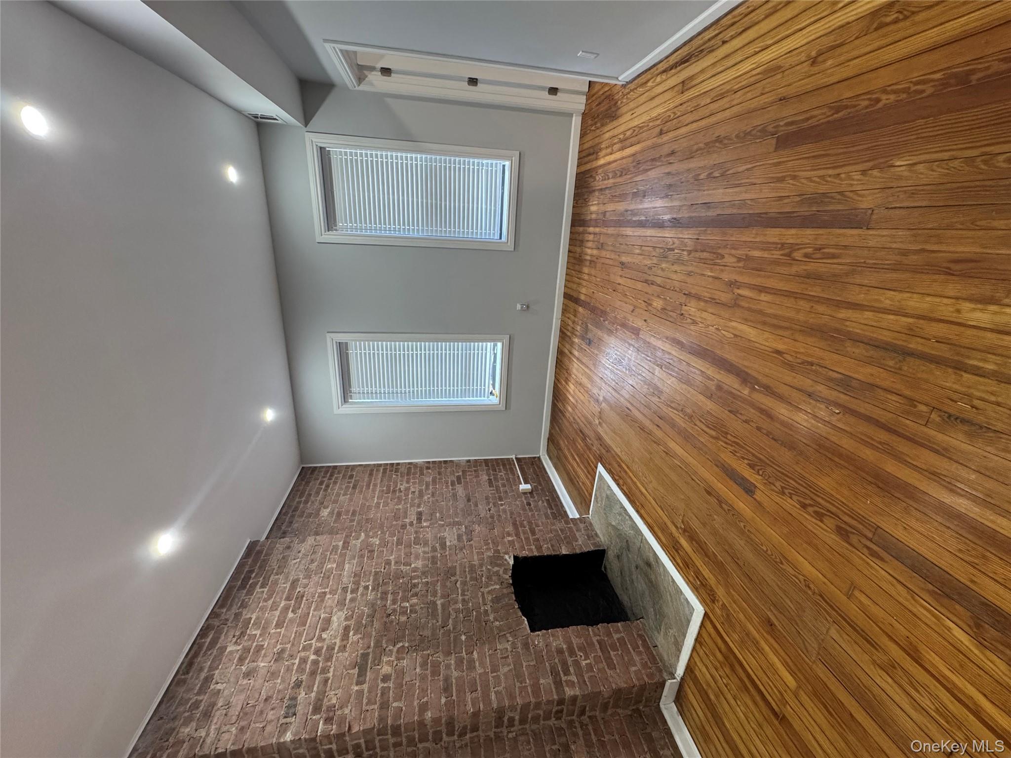 #6 photo, Brooklyn, Brooklyn , NY 11233