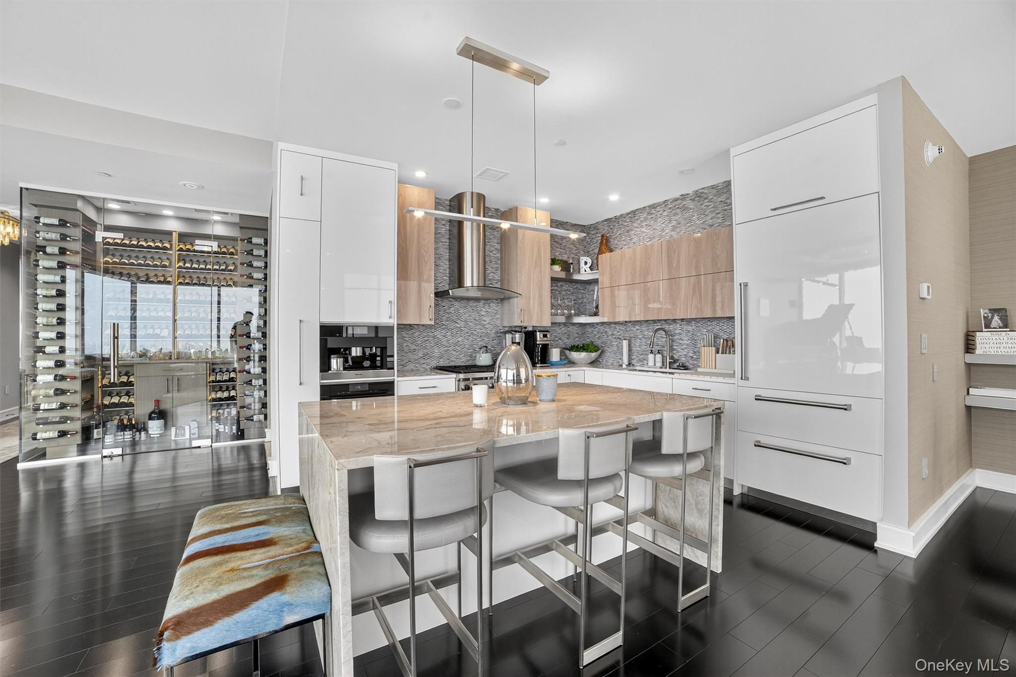 #12 photo, 5 Renaissance Square, White Plains , NY 10601