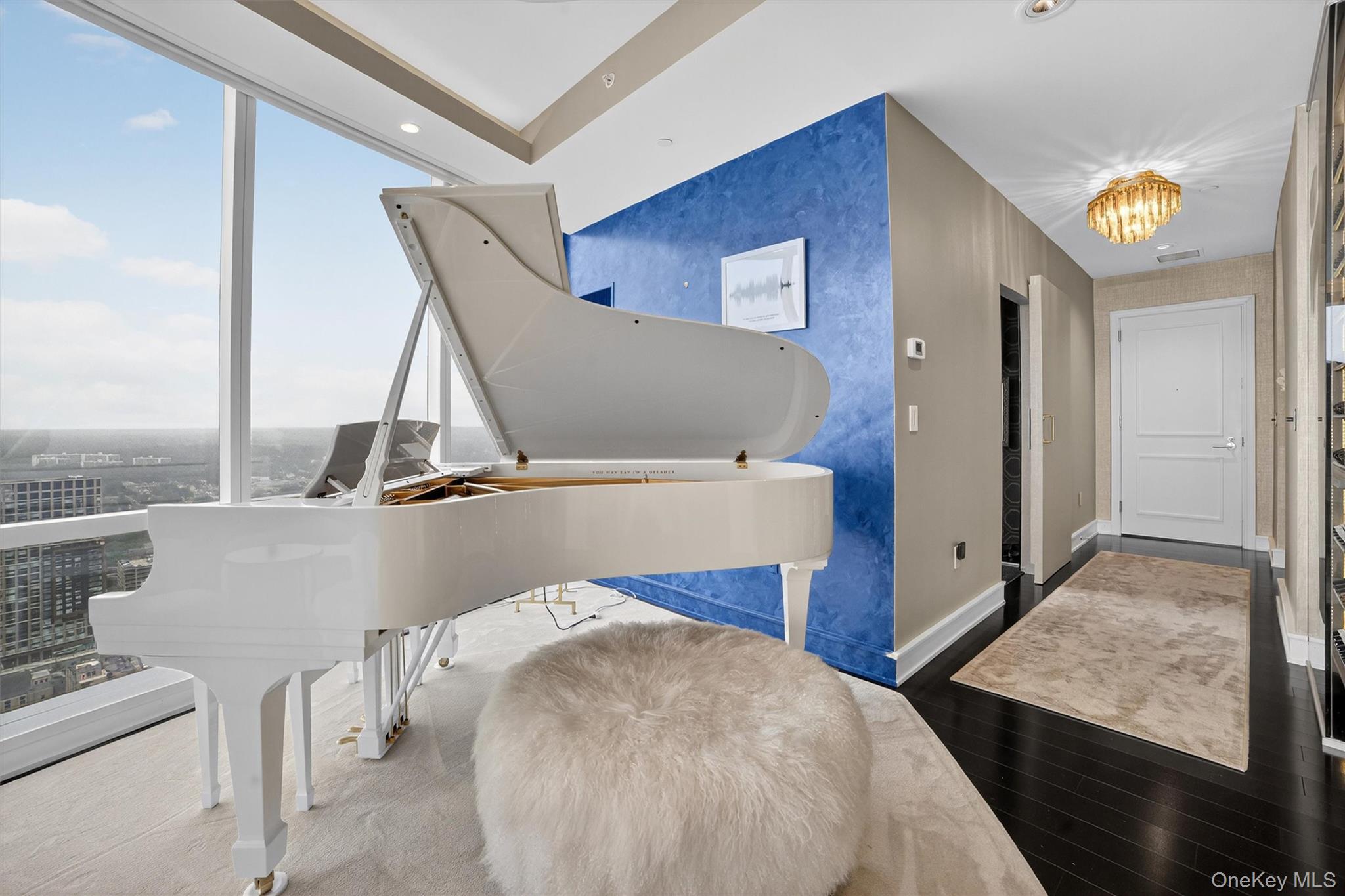 #3 photo, 5 Renaissance Square, White Plains , NY 10601