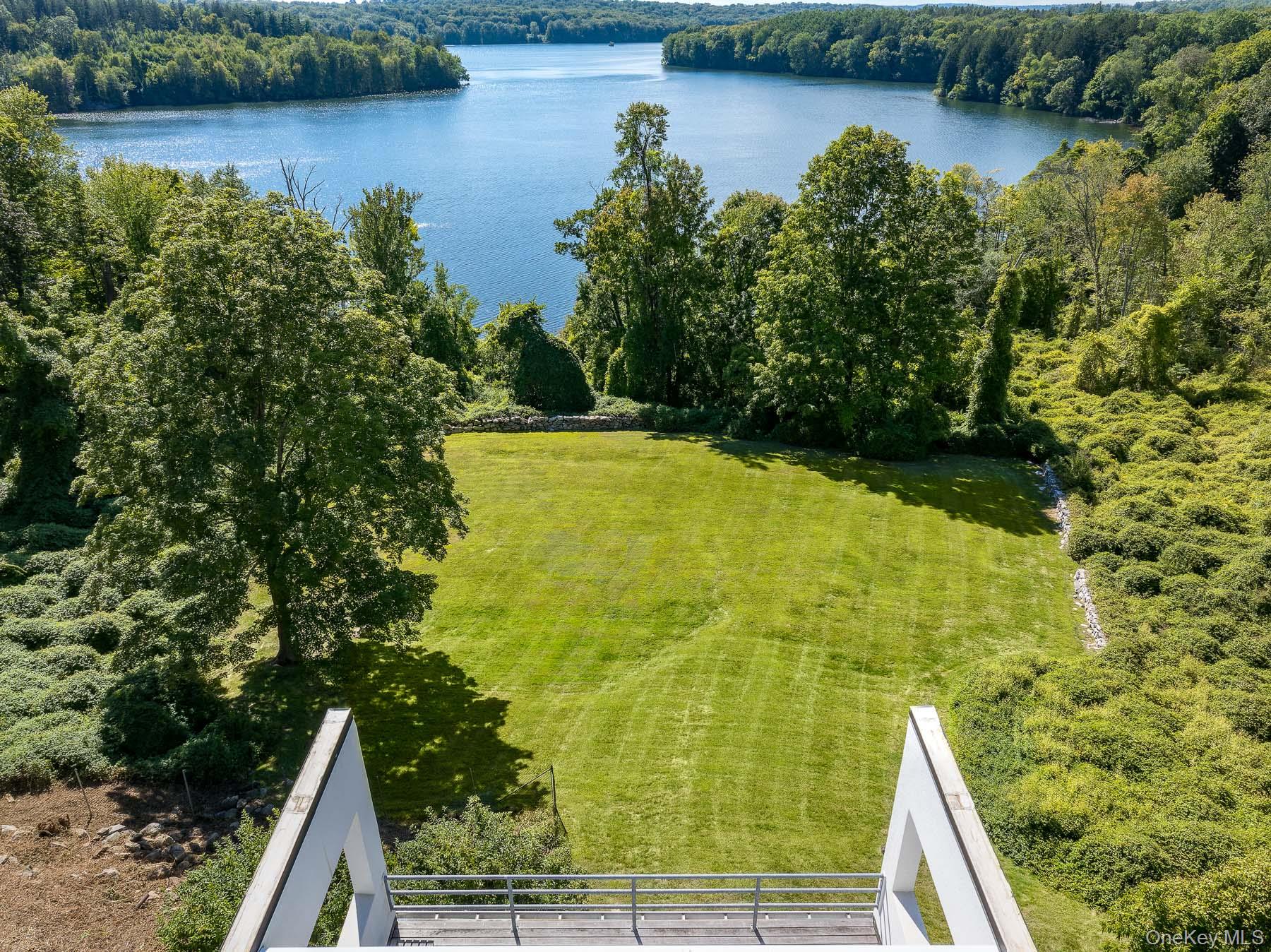 #11 photo, 7 East Lake Drive, Katonah , NY 10536