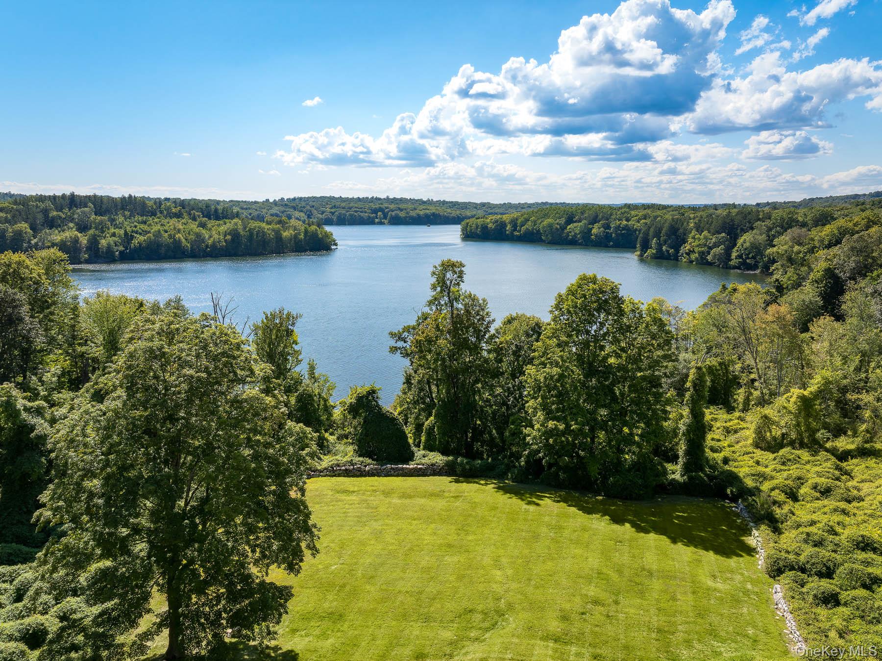 #13 photo, 7 East Lake Drive, Katonah , NY 10536