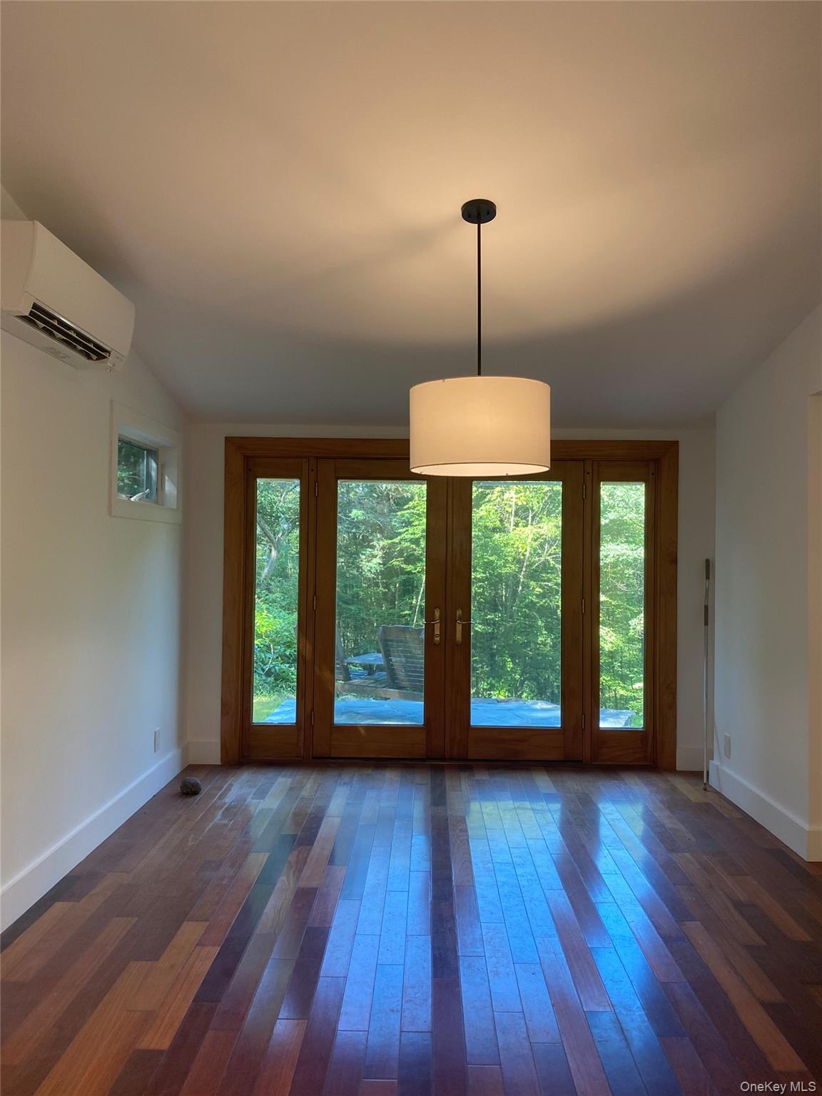 #4 photo, 98 Travis Corners Road, Garrison , NY 10524