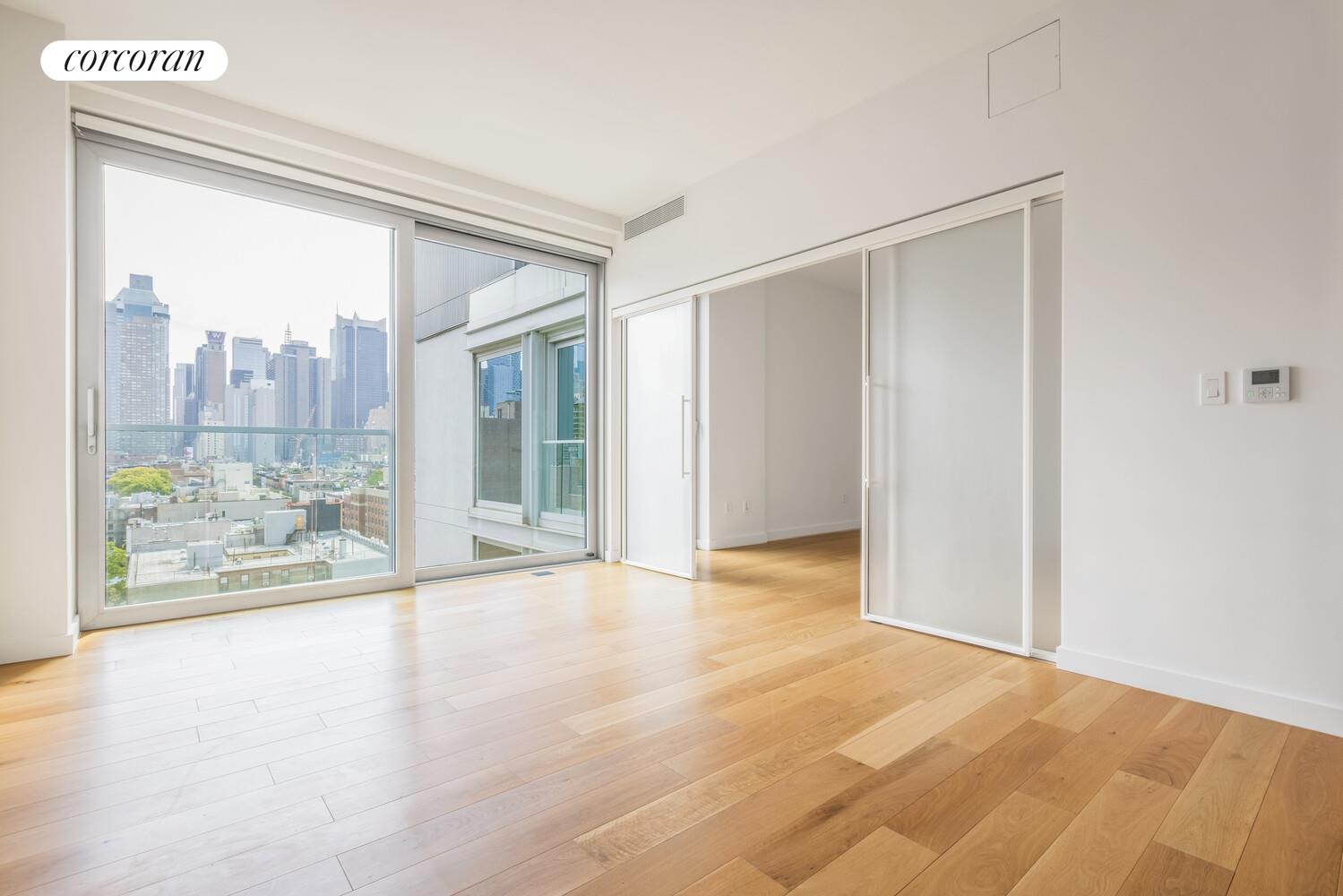 #6 photo, New York City, マンハッタン Hells Kitchen , NY 10036