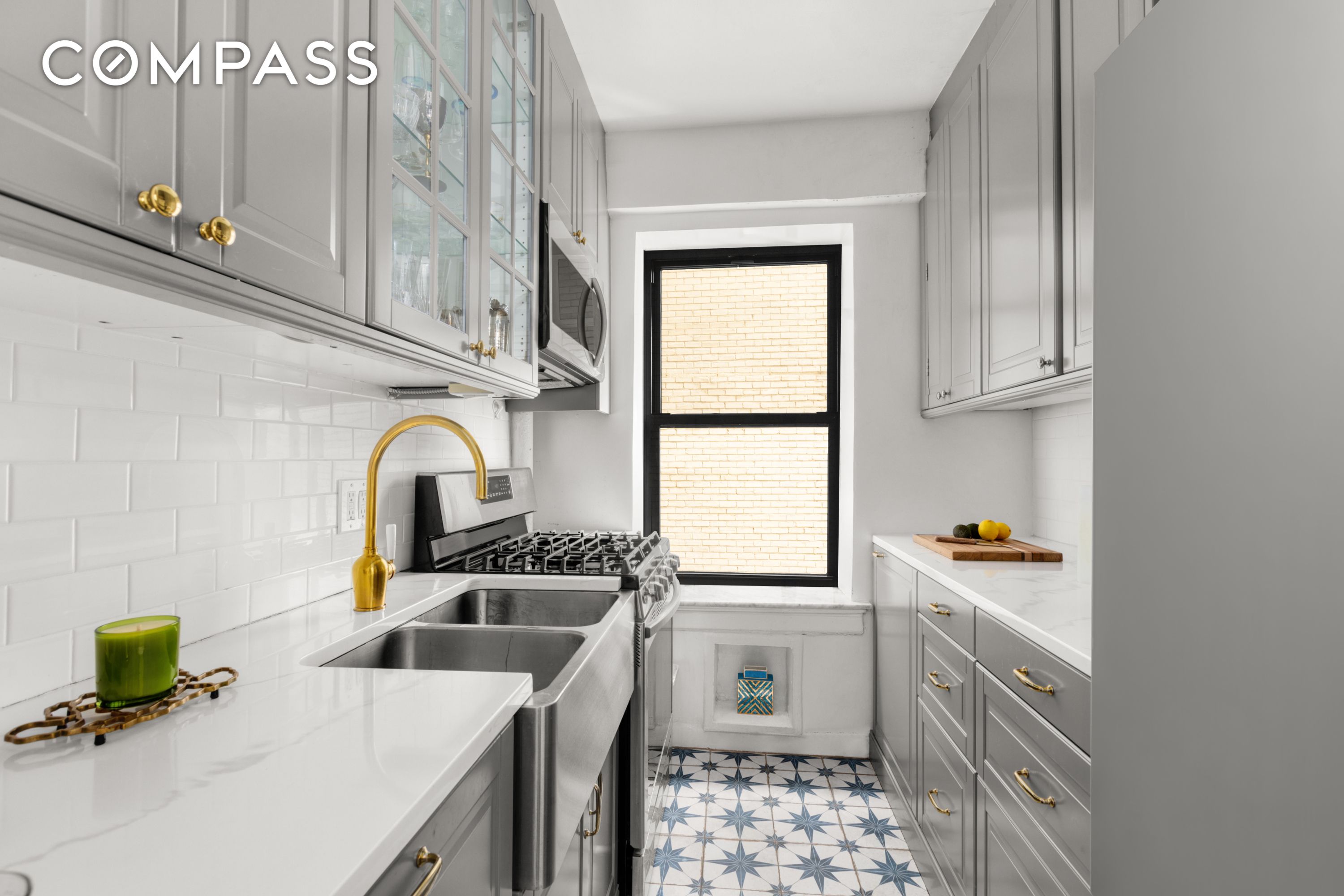 #3 photo, 227 E 57th Street, Midtown East , NY 10022