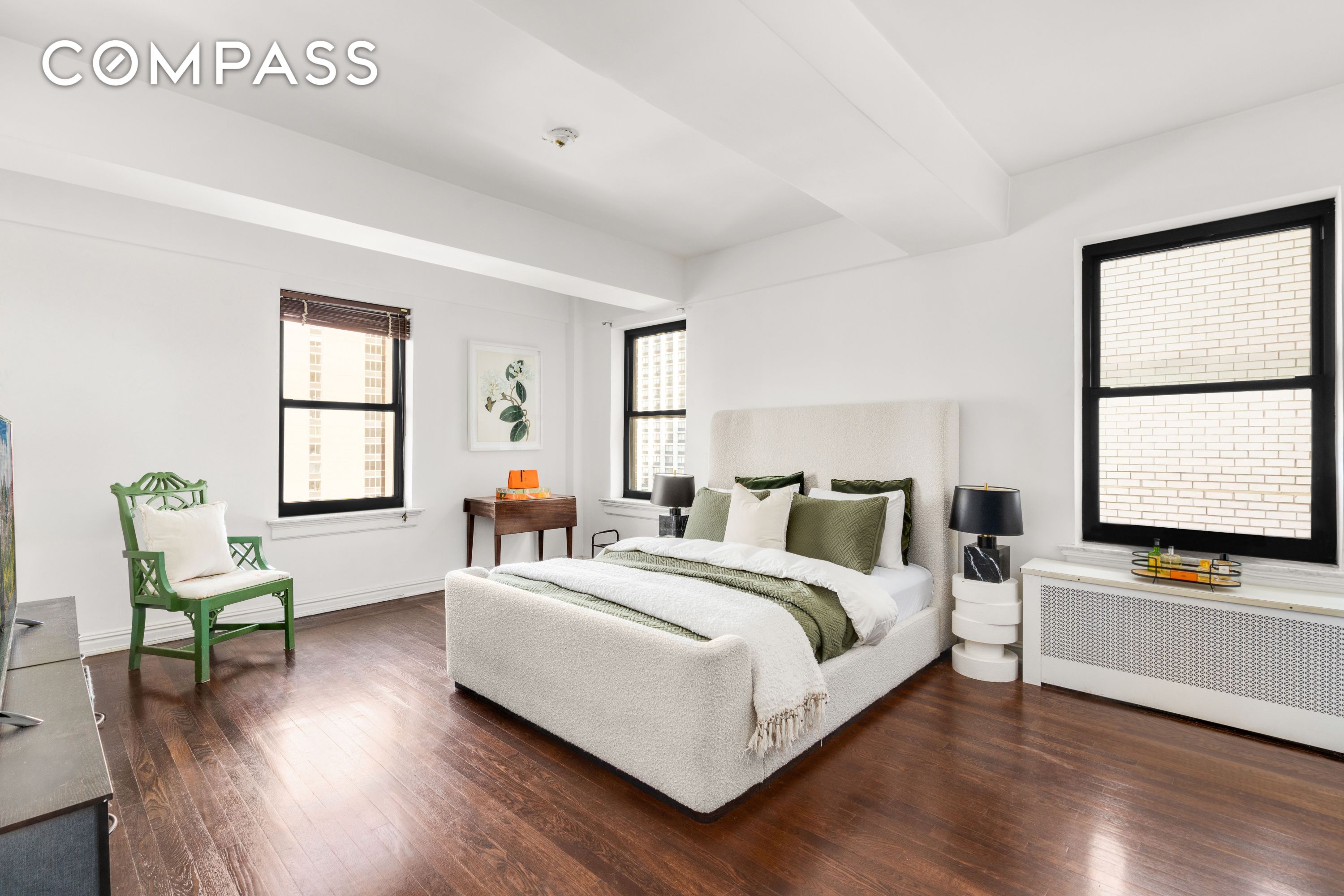 #5 photo, 227 E 57th Street, Midtown East , NY 10022