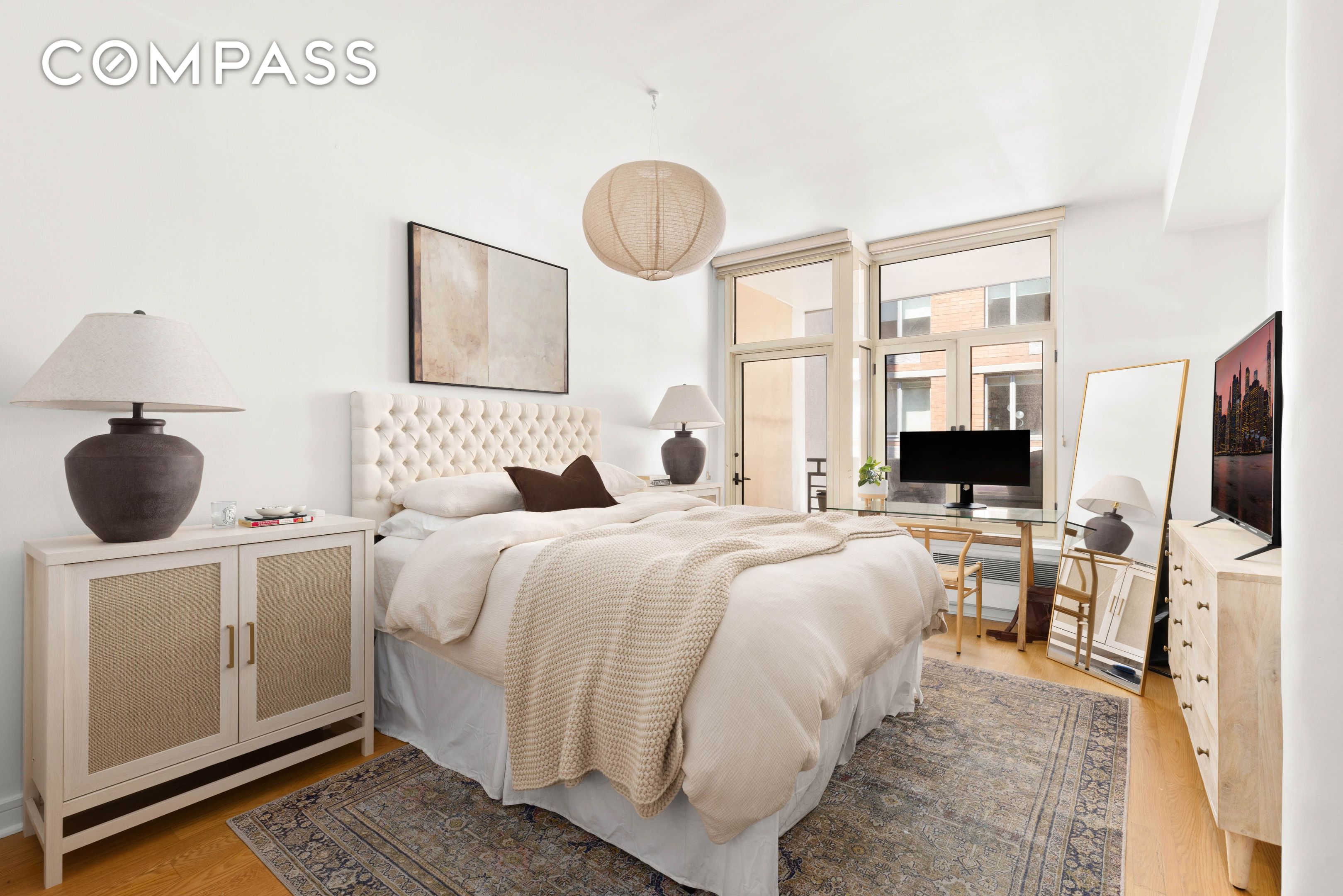 #6 photo, 129 W 20th Street, Chelsea , NY 10011