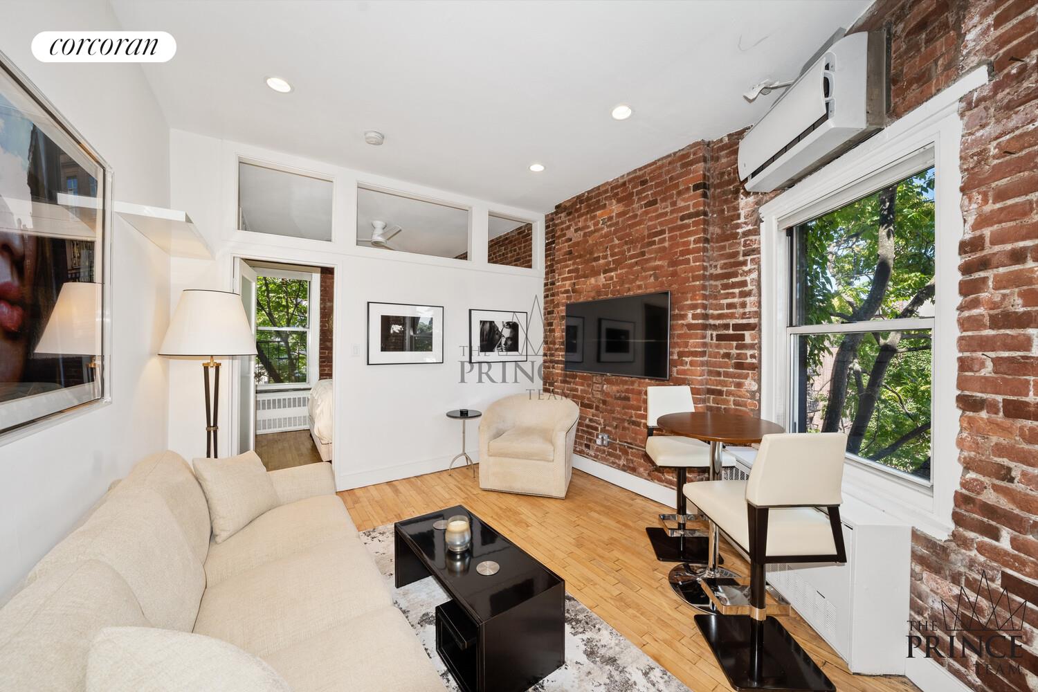 #1 photo, 77 PERRY Street, West Village , NY 10014
