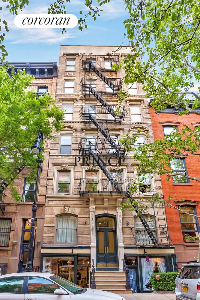 #6 photo, 77 PERRY Street, West Village , NY 10014