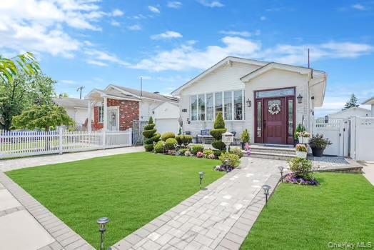 #1 photo, 15844 79th Street, クイーンズ区 Howard Beach , NY 11414