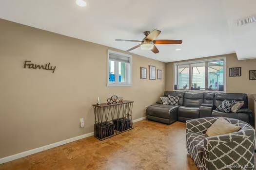 #9 photo, 15844 79th Street, クイーンズ区 Howard Beach , NY 11414