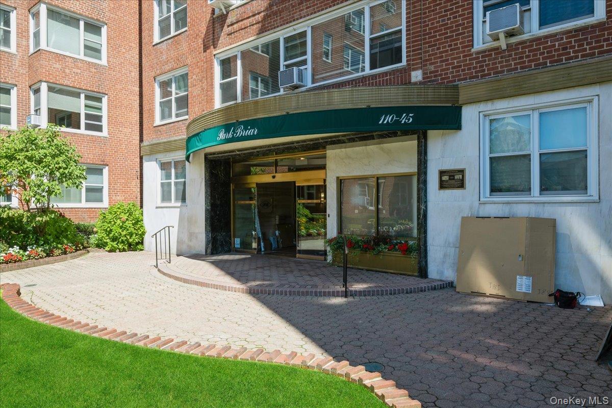 #6 photo, 110-45 Queens Boulevard, Forest Hills , NY 11375