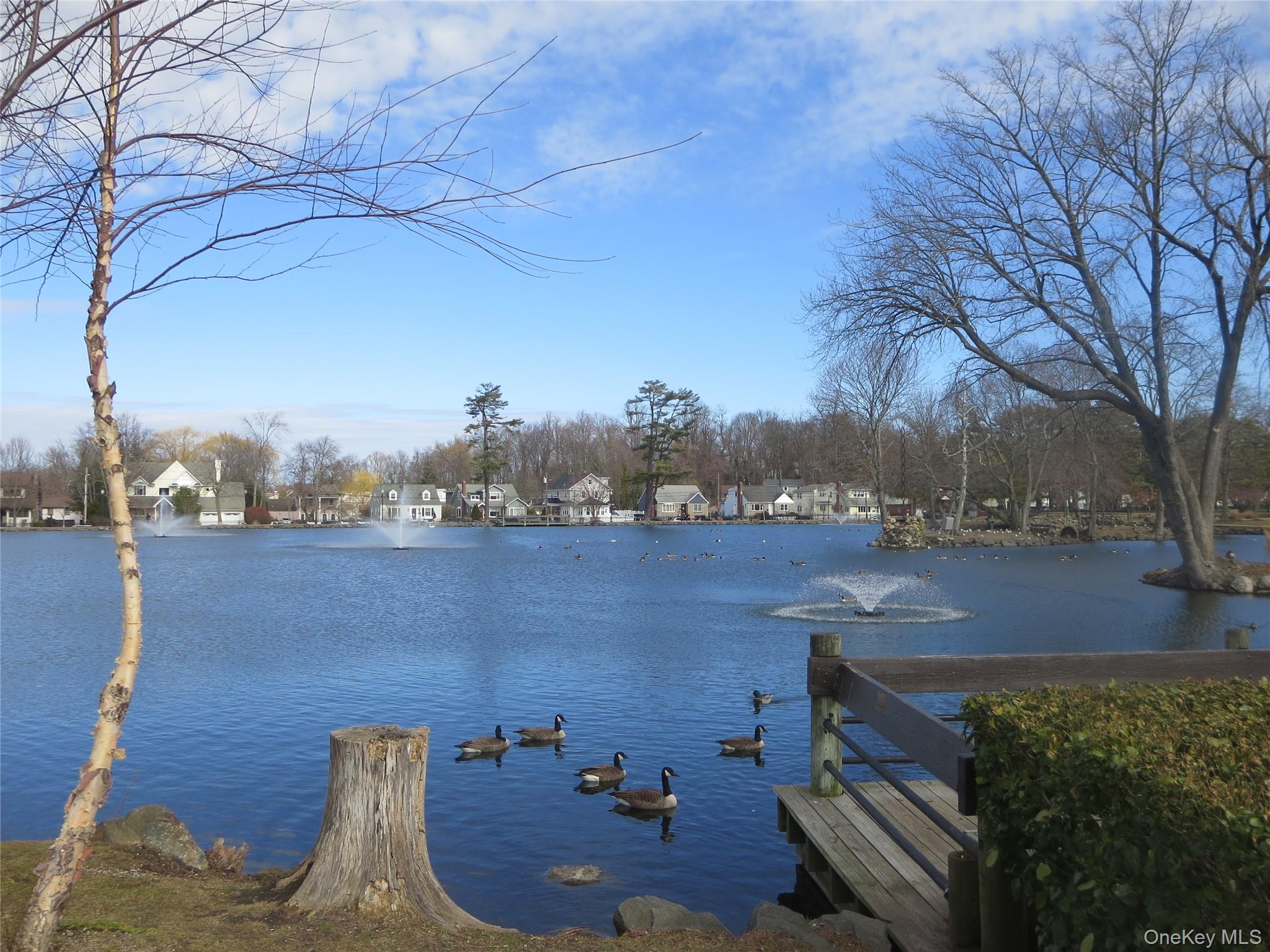 #14 photo, 7 Patriot Court, サフォーク郡 Huntington , NY 11743