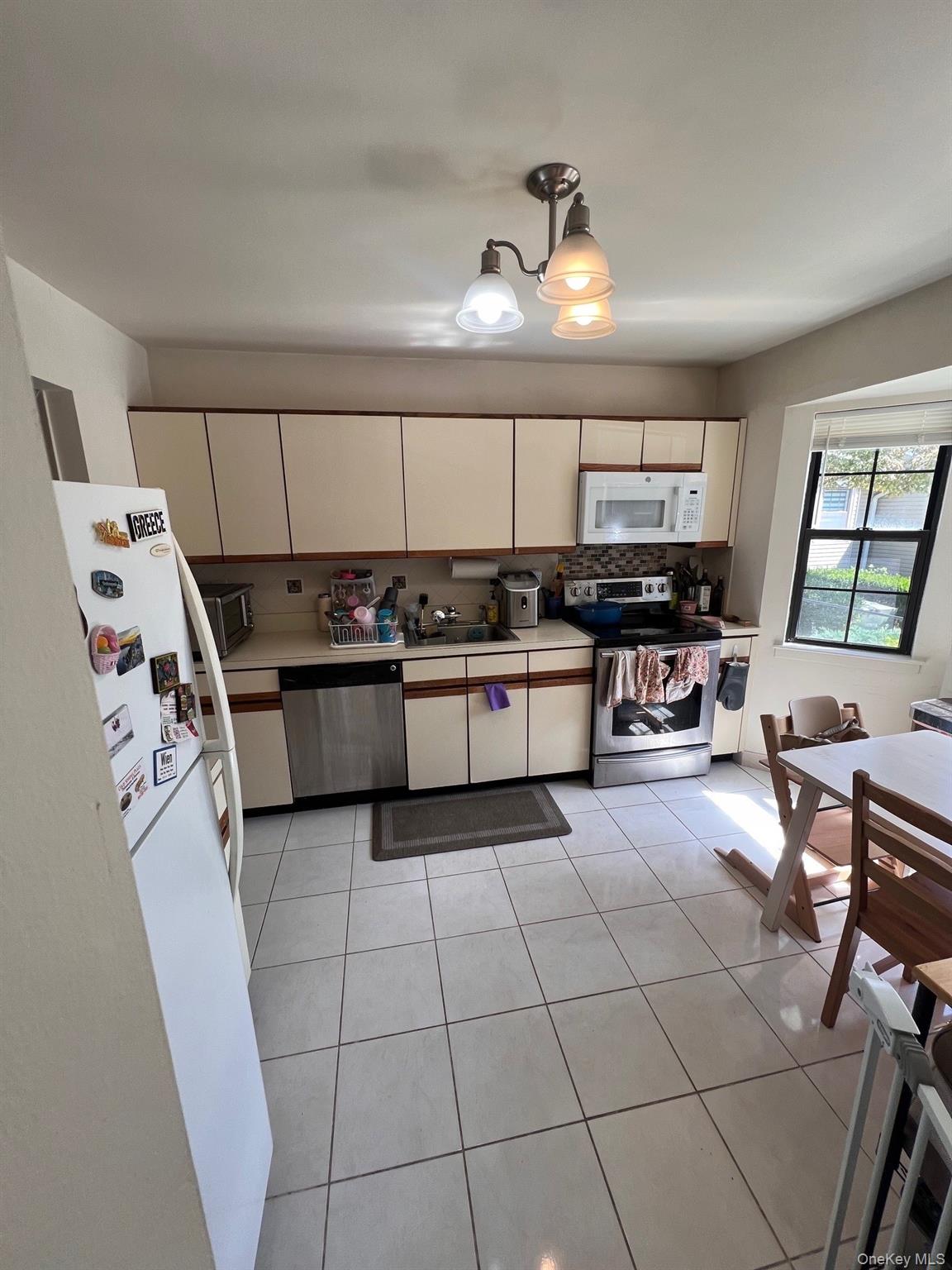 #2 photo, 7 Patriot Court, サフォーク郡 Huntington , NY 11743