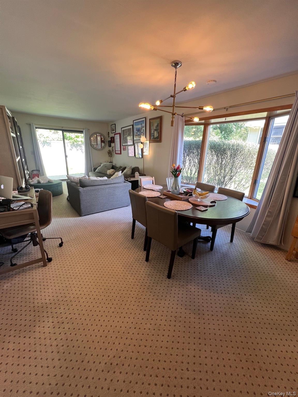 #4 photo, 7 Patriot Court, サフォーク郡 Huntington , NY 11743