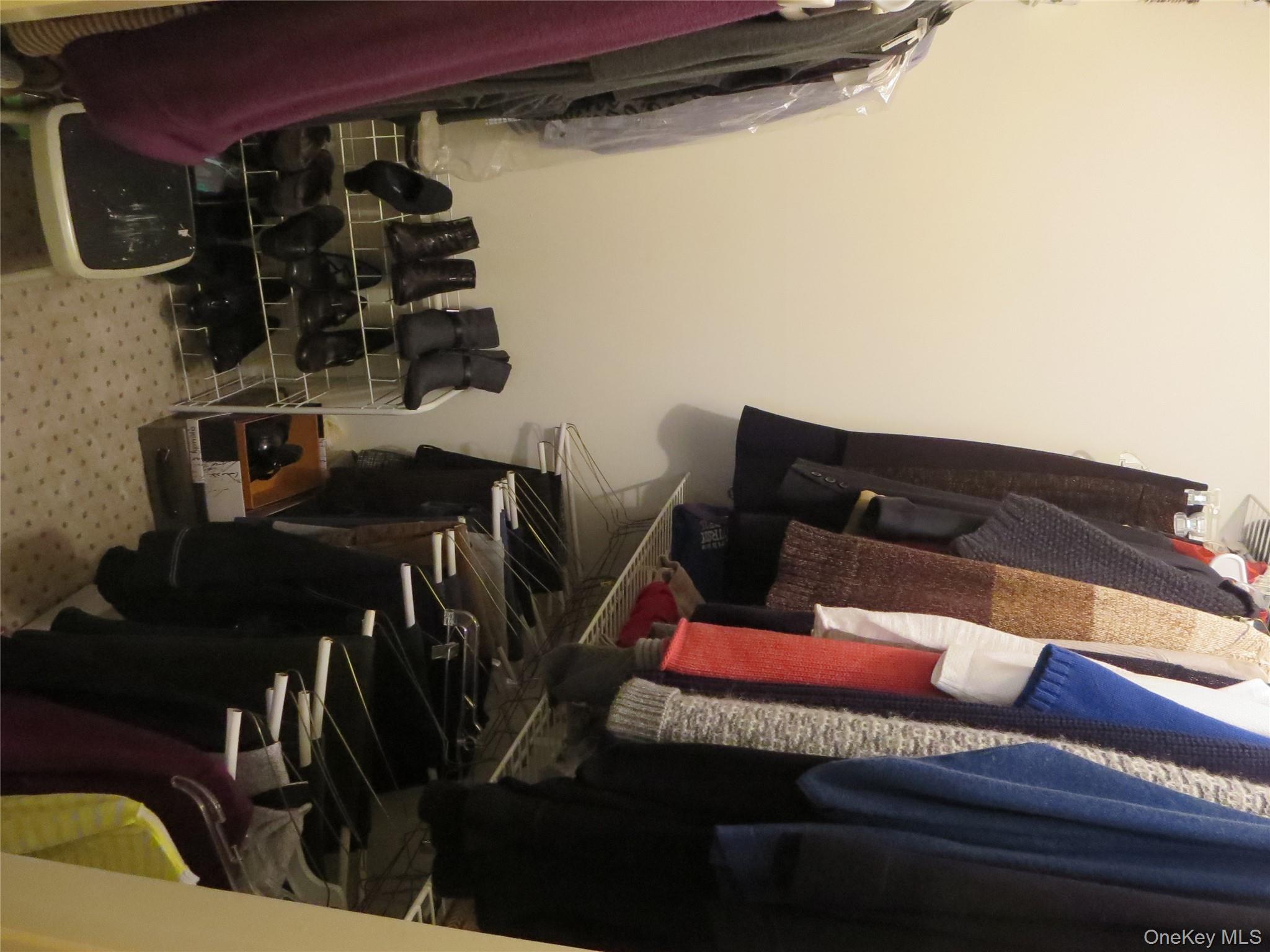 #6 photo, 7 Patriot Court, サフォーク郡 Huntington , NY 11743