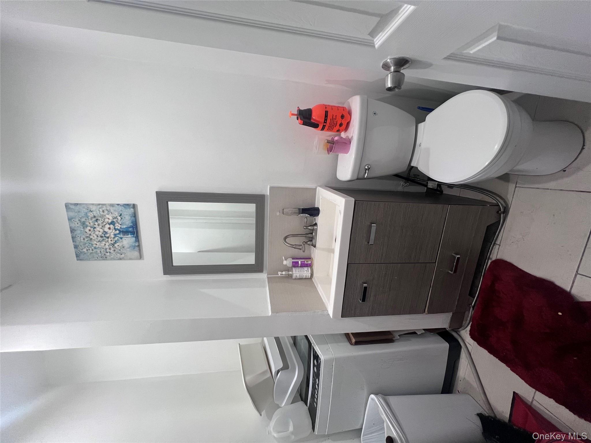 #2 photo, 8136 Baxter Avenue, Elmhurst , NY 11373