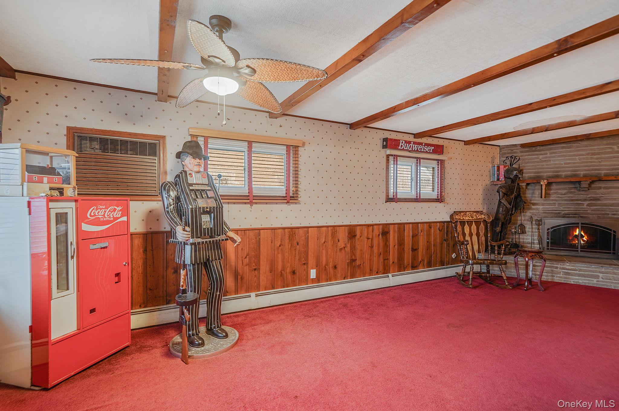 #13 photo, 246 Blacksmith Road, Levittown , NY 11756