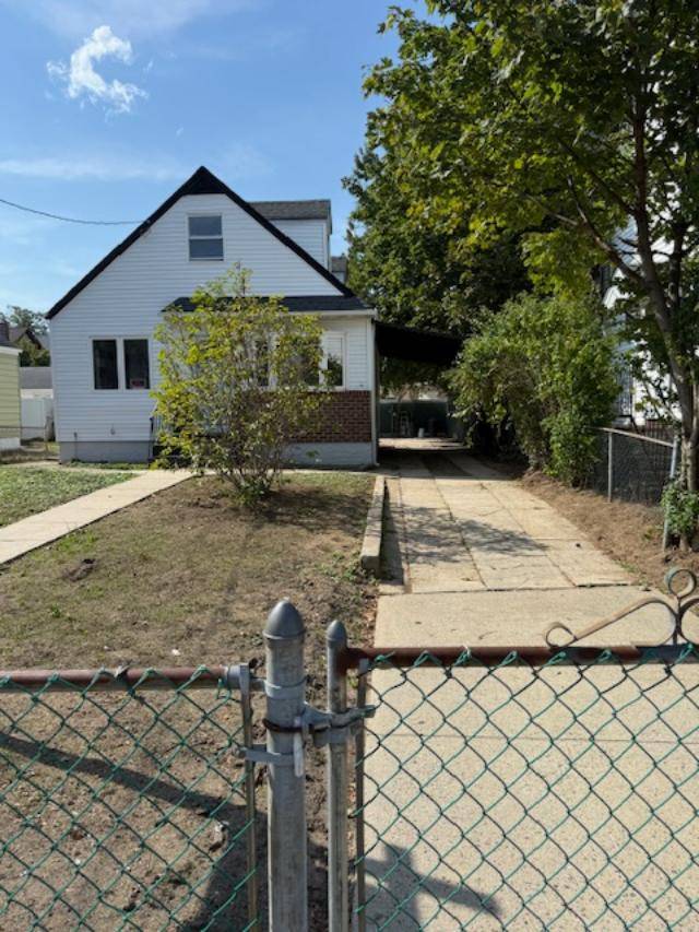 #24 photo, 136-08 Hook creek Blvd., Rosedale , NY 11422