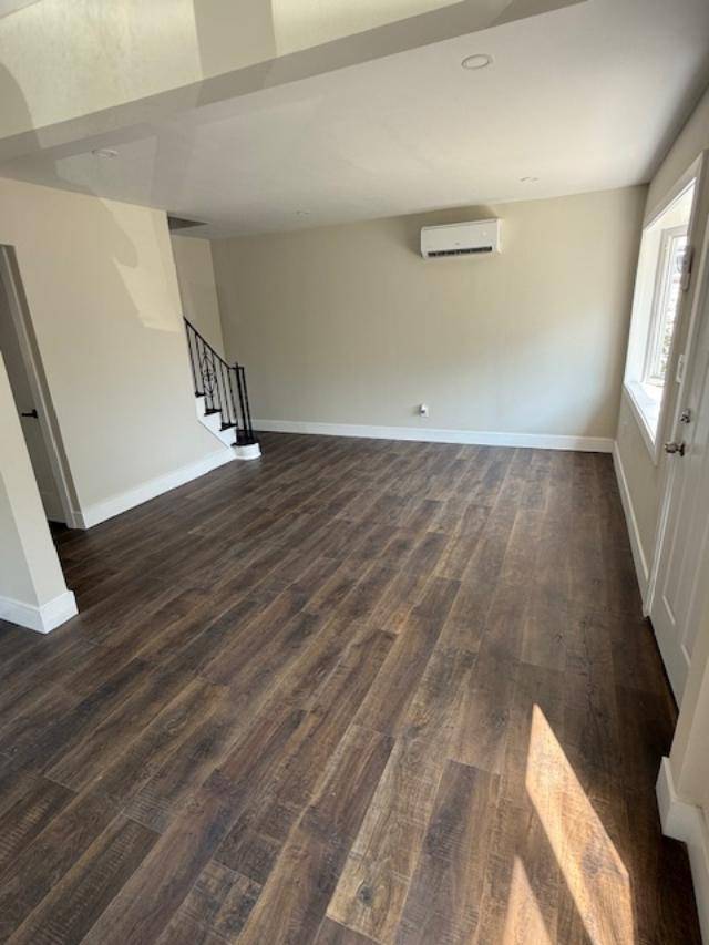 #3 photo, 136-08 Hook creek Blvd., Rosedale , NY 11422