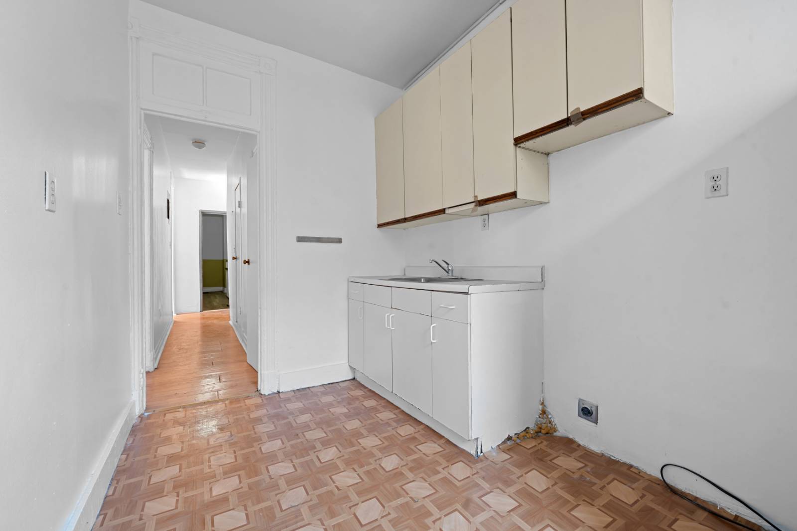 #10 photo, 303  West 116th Street, マンハッタン South Harlem , NY 10026