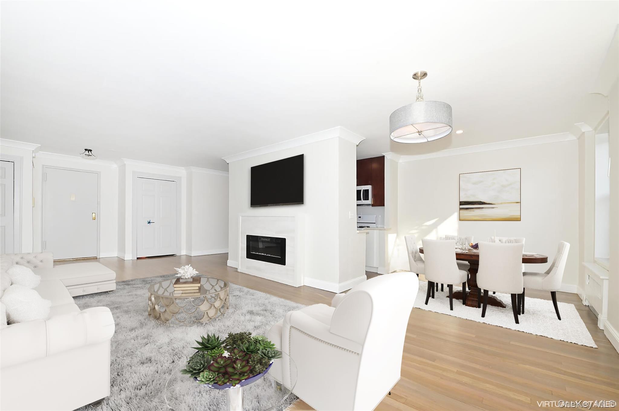 #1 photo, 6 Birchwood Court, Mineola , NY 11501