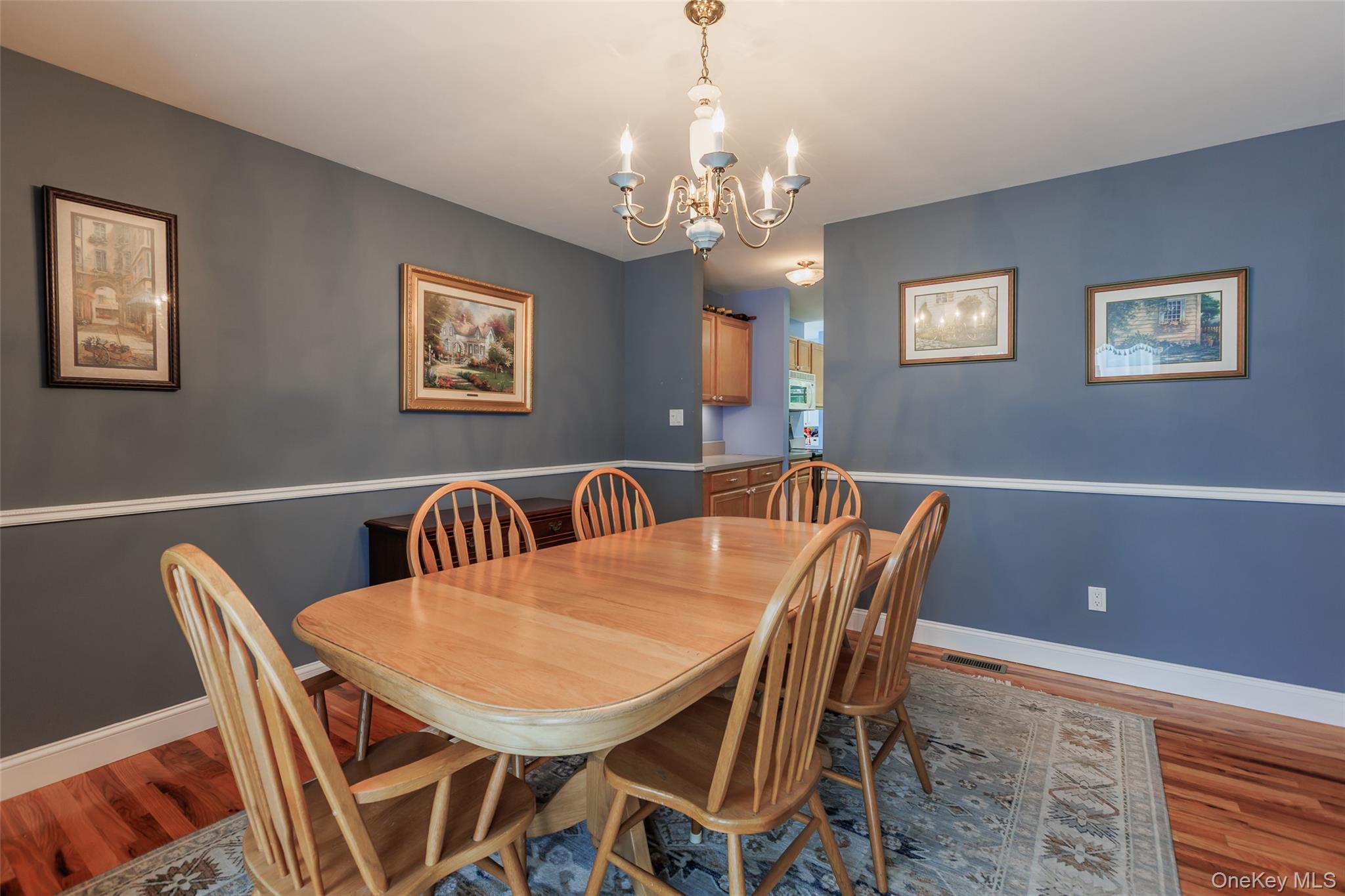 #9 photo, 22 Washington Avenue, Port Jefferson Station , NY 11776