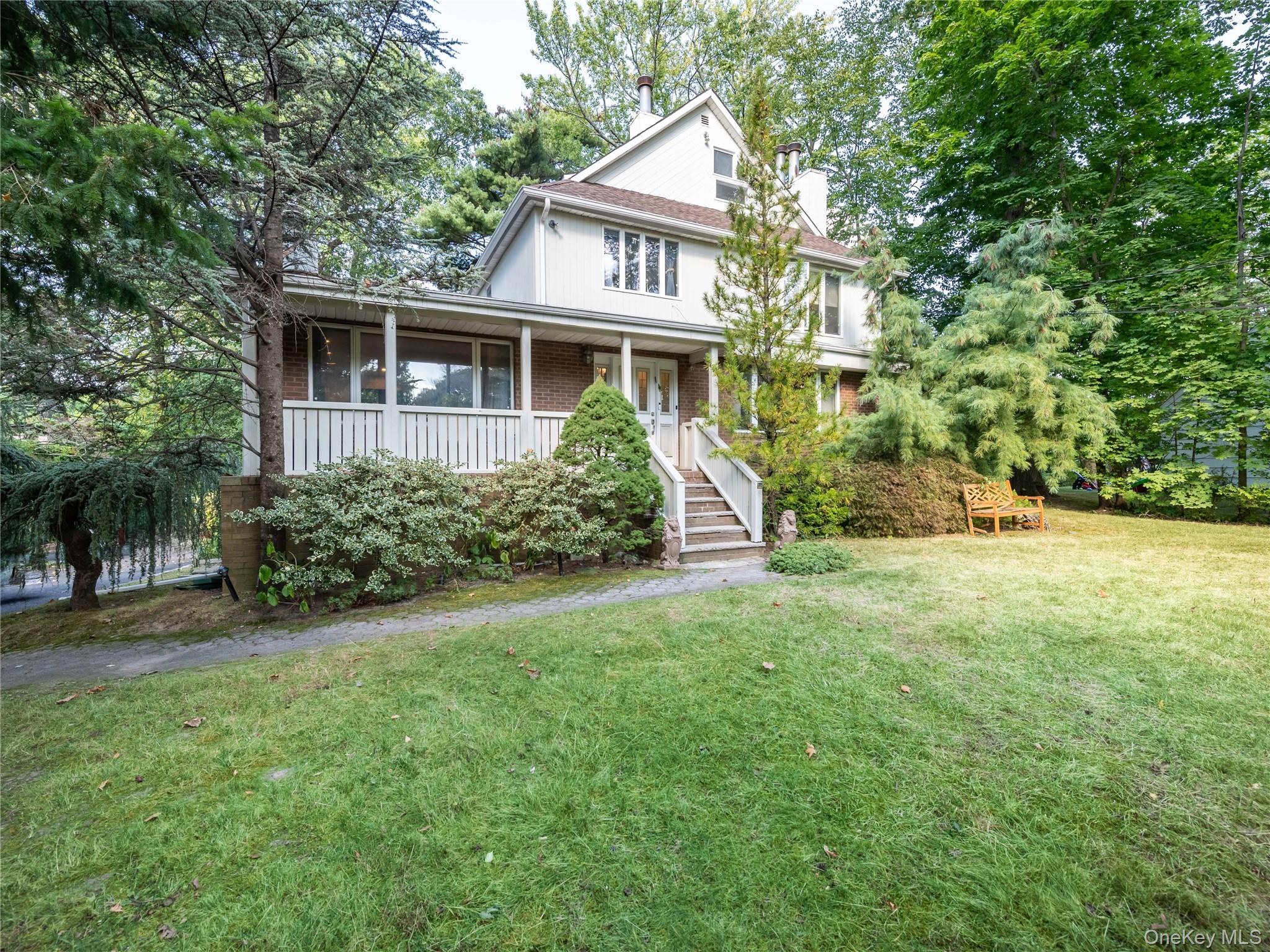 #1 photo, 100 Station Road, Great Neck , NY 11023