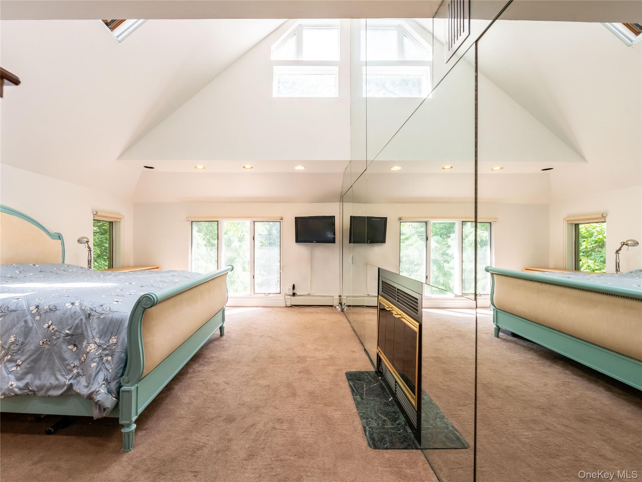 #16 photo, 100 Station Road, Great Neck , NY 11023