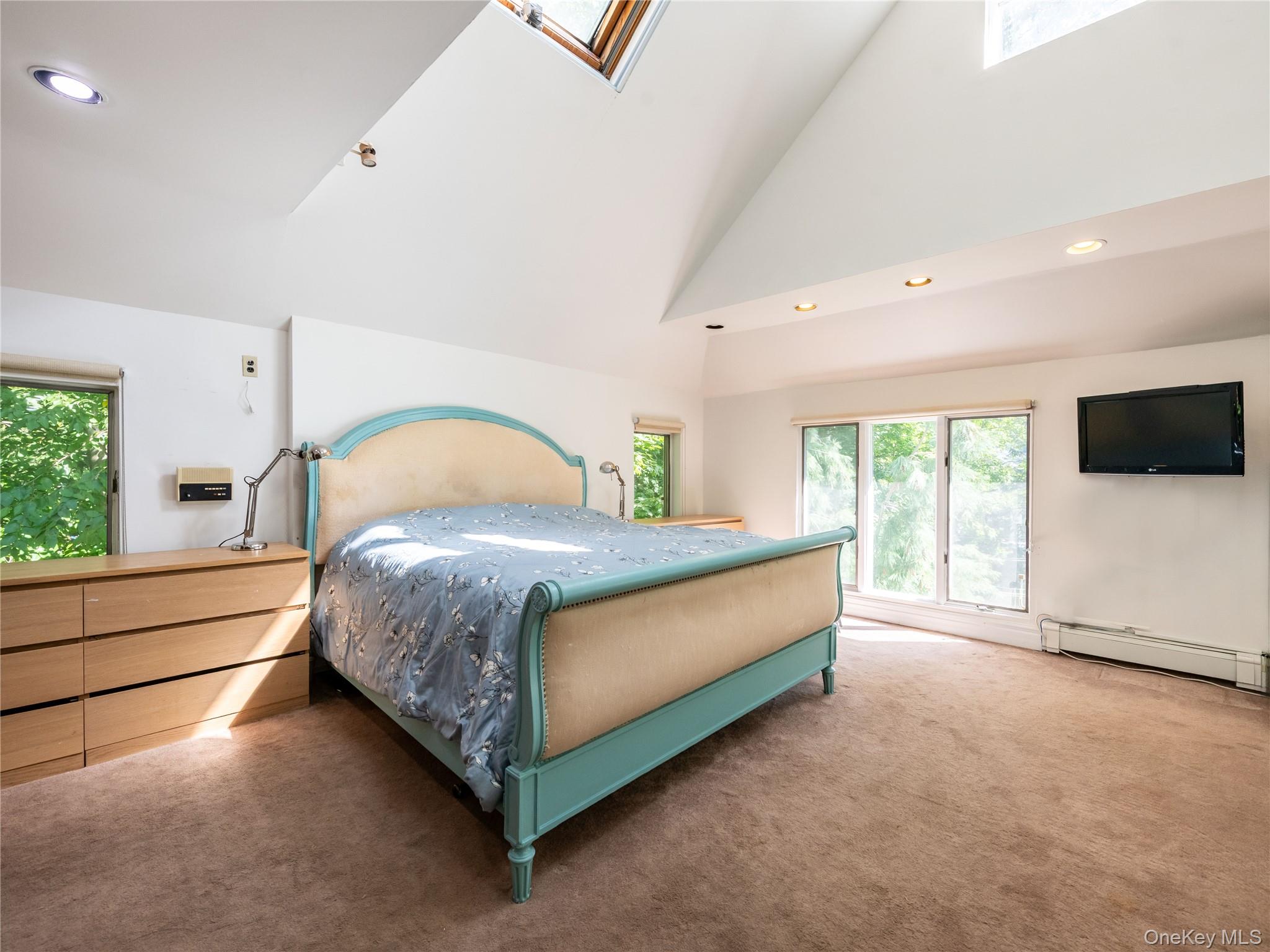 #17 photo, 100 Station Road, Great Neck , NY 11023