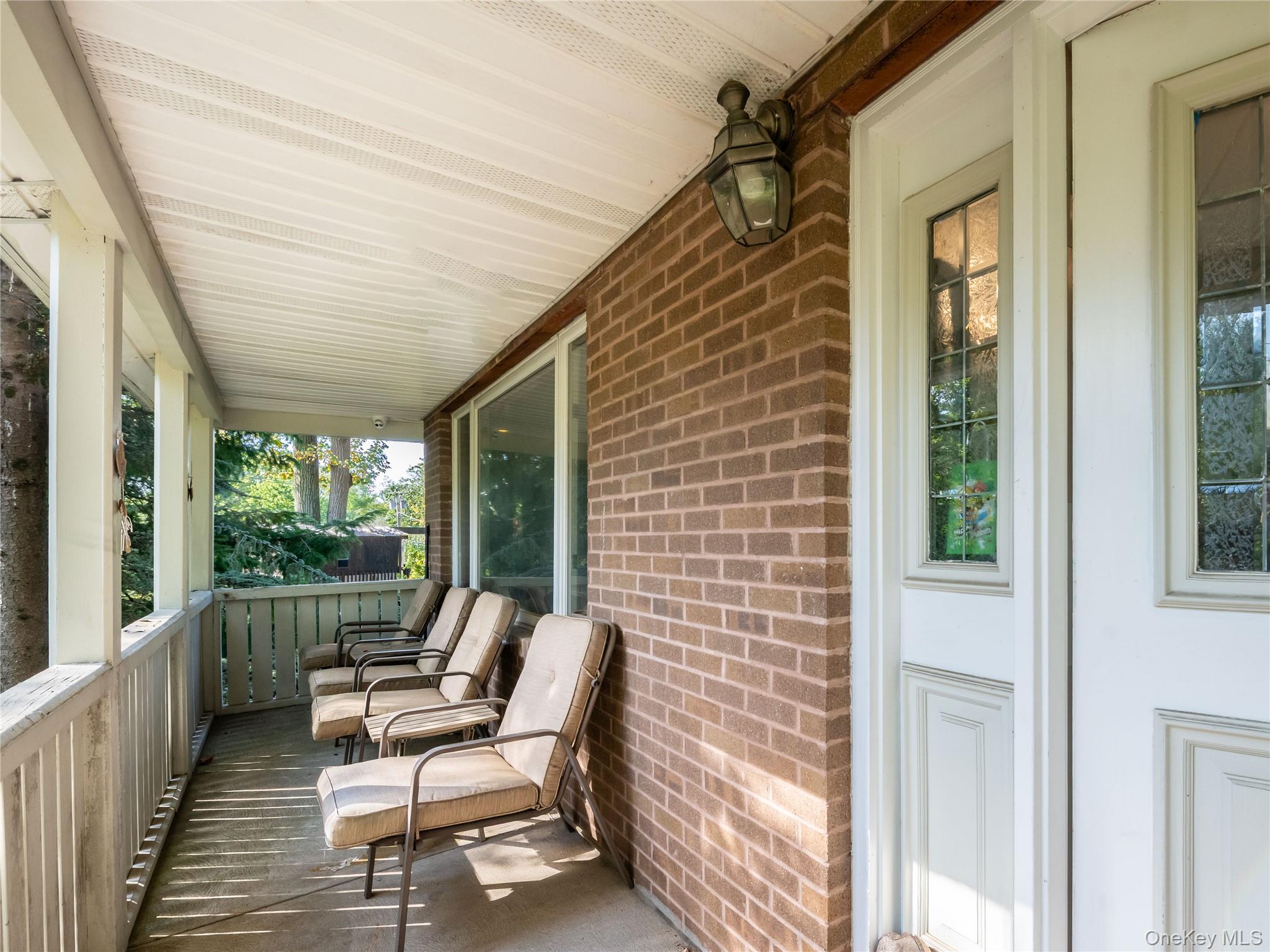 #5 photo, 100 Station Road, Great Neck , NY 11023