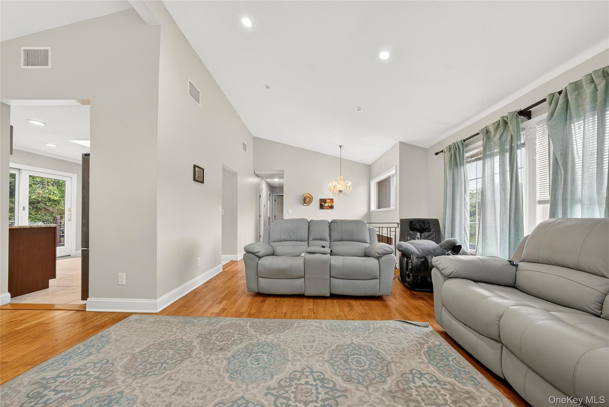 #10 photo, 17 John F Kennedy Drive, Stony Point , NY 10980