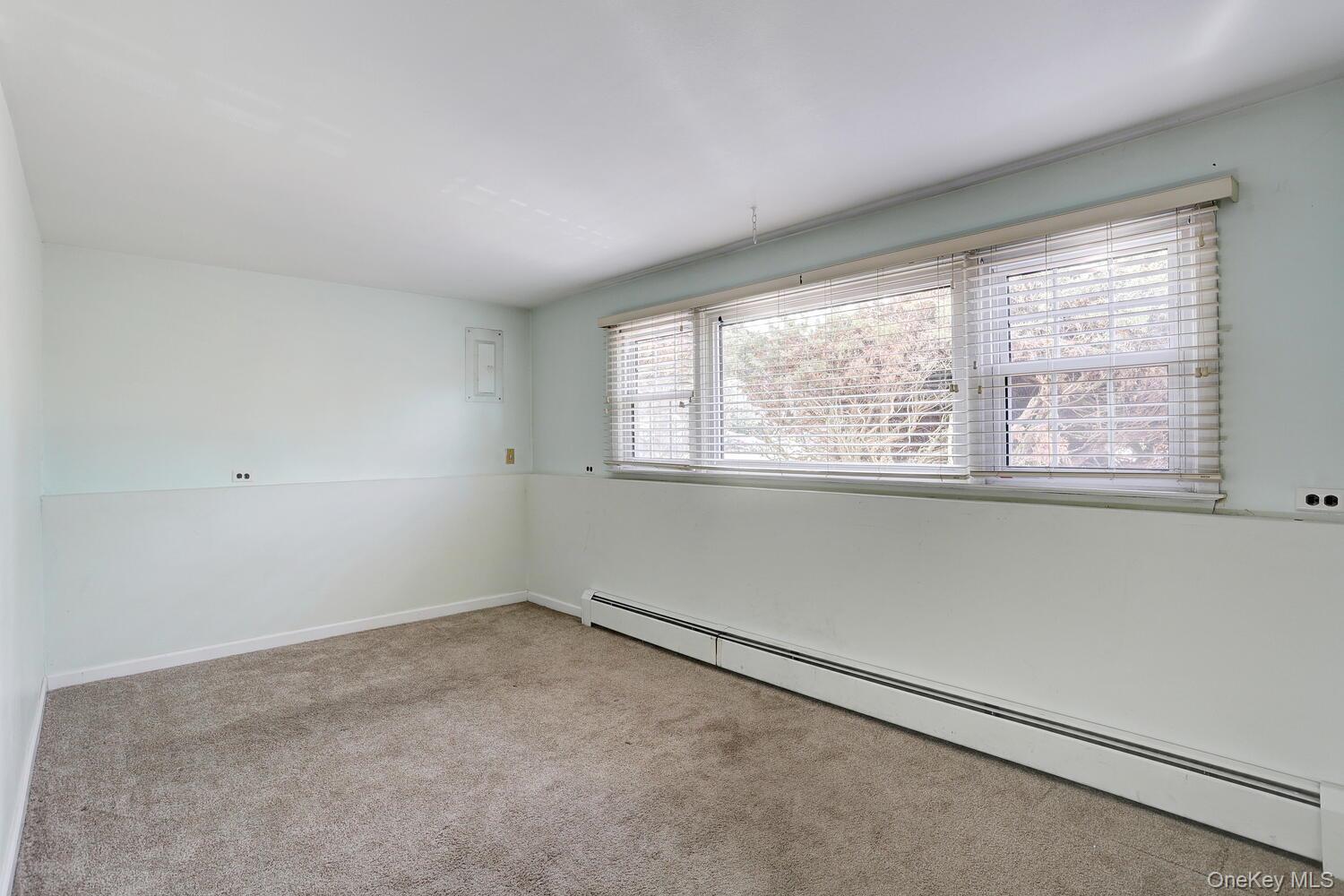 #14 photo, 12 Van Gogh Lane, 뉴욕주 Airmont , NY 10901