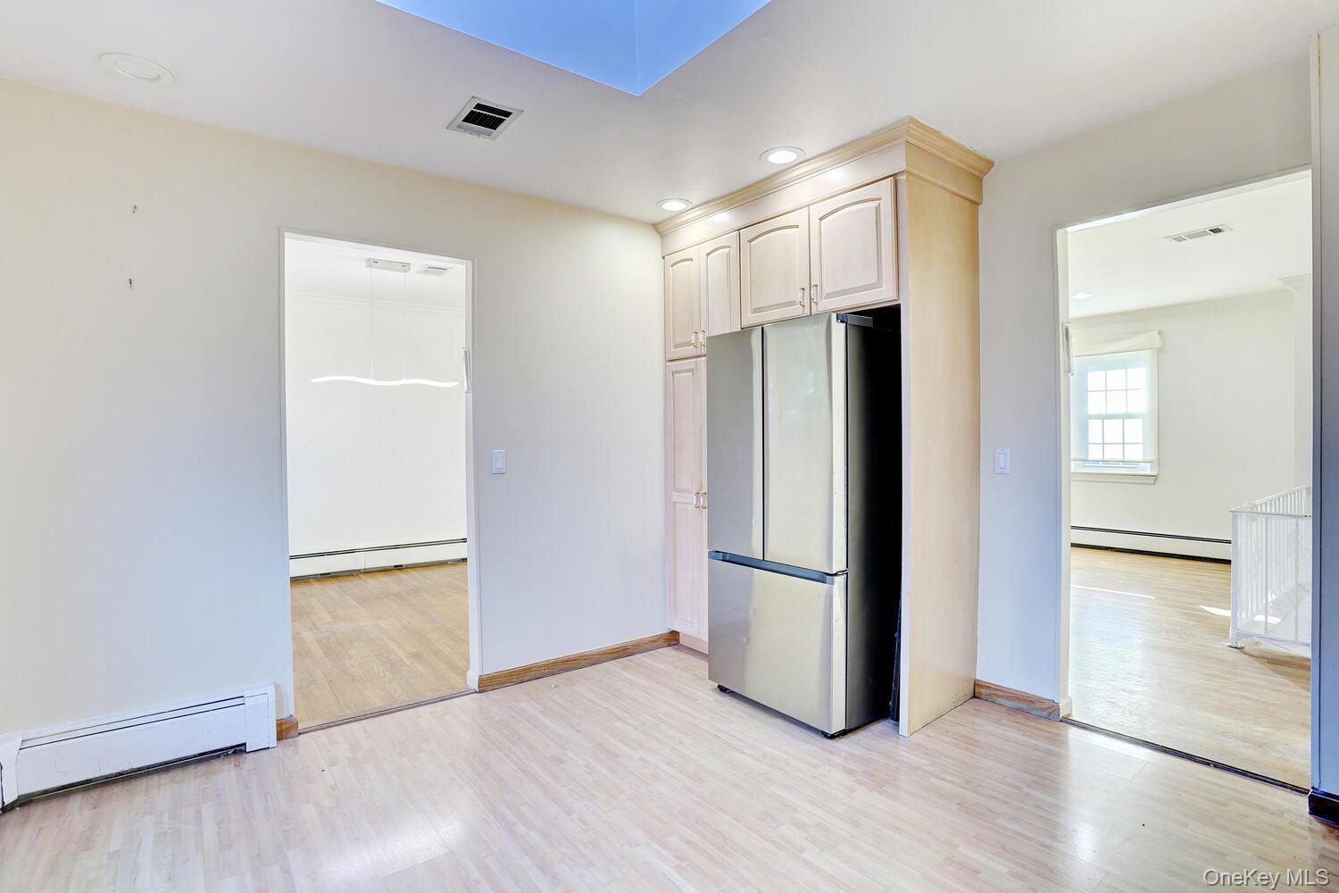 #7 photo, 12 Van Gogh Lane, 뉴욕주 Airmont , NY 10901