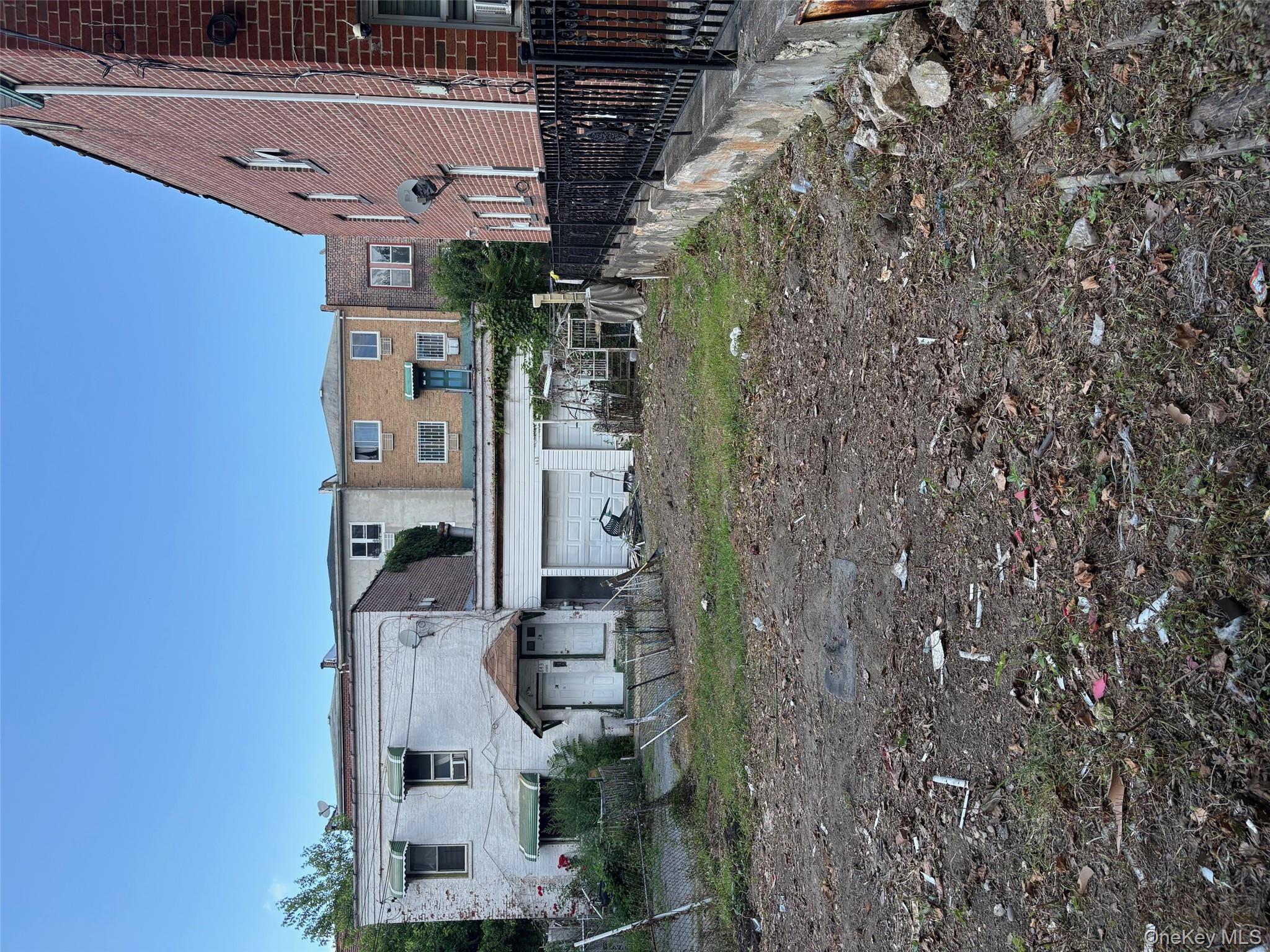 #1 photo, 845 E 213th Street, Bronx , NY 10467