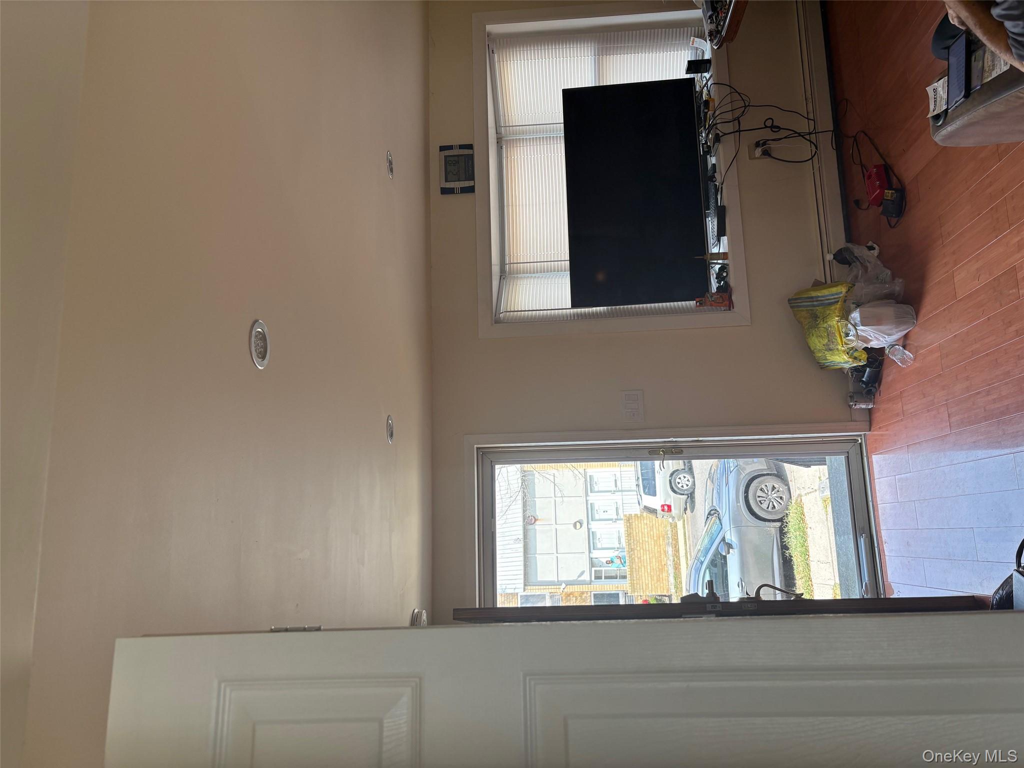 #6 photo, 60 E. Pine Street, ナッソー郡 Long Beach , NY 11561