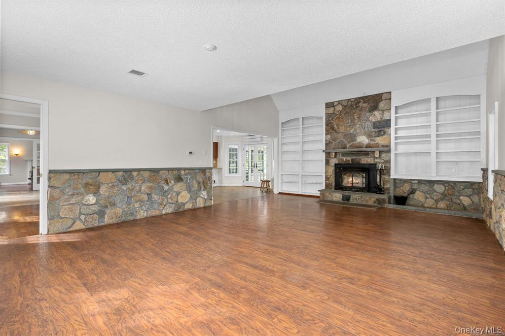 #11 photo, 30 Jewel Lane, New Fairfield , CT 06812