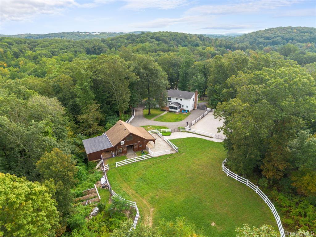 #3 photo, 30 Jewel Lane, New Fairfield , CT 06812