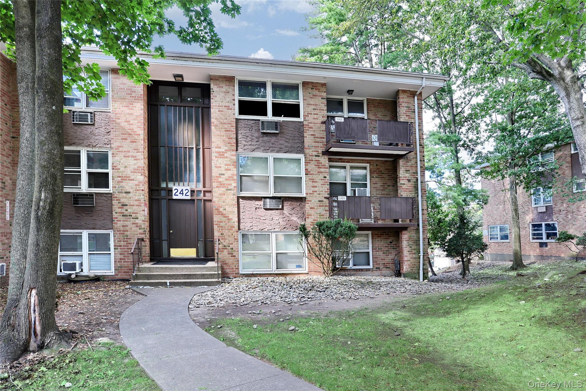 #1 photo, 242 Kearsing Parkway, Monsey , NY 10952