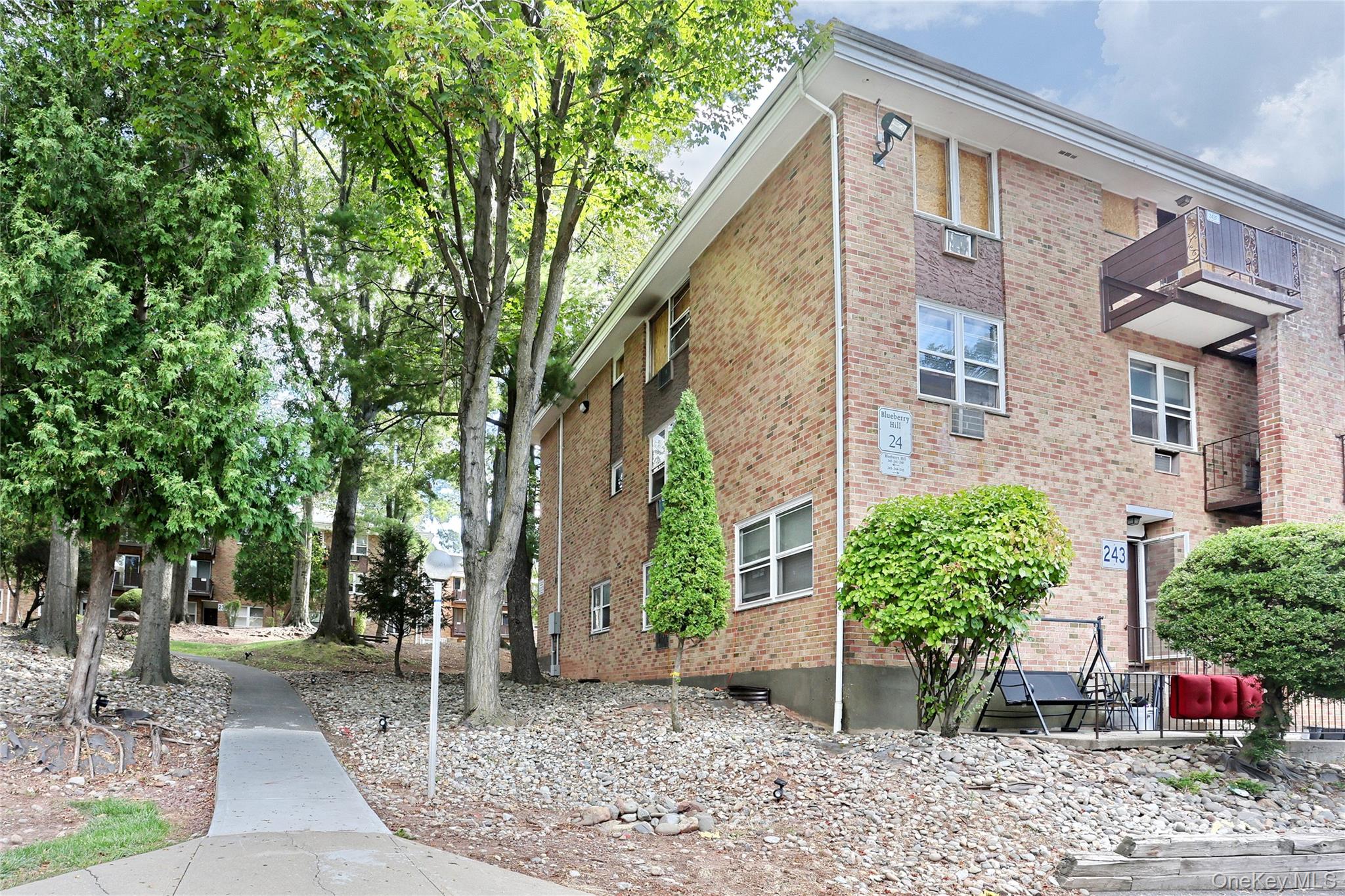 #14 photo, 242 Kearsing Parkway, Monsey , NY 10952