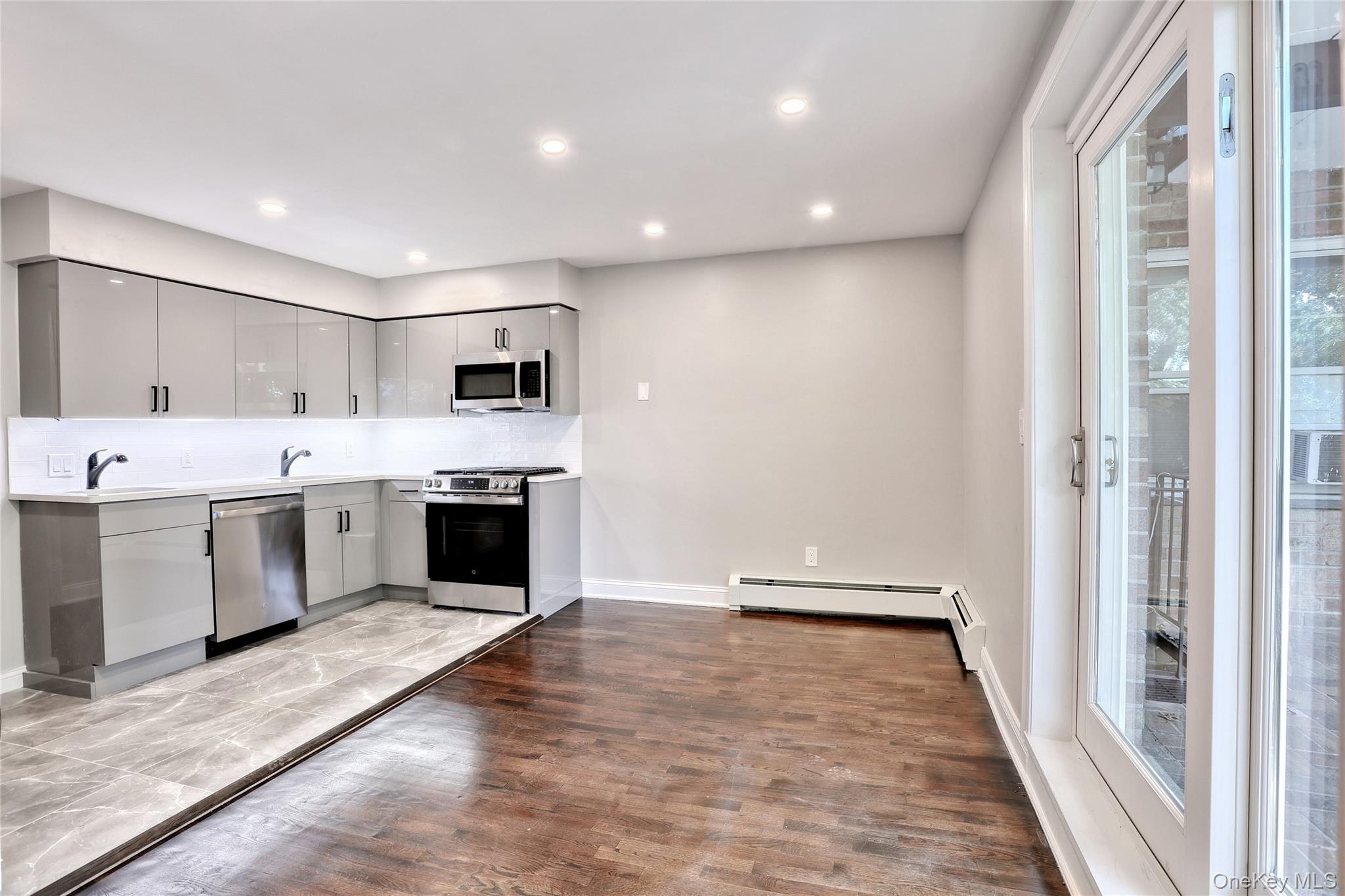 #7 photo, 242 Kearsing Parkway, Monsey , NY 10952