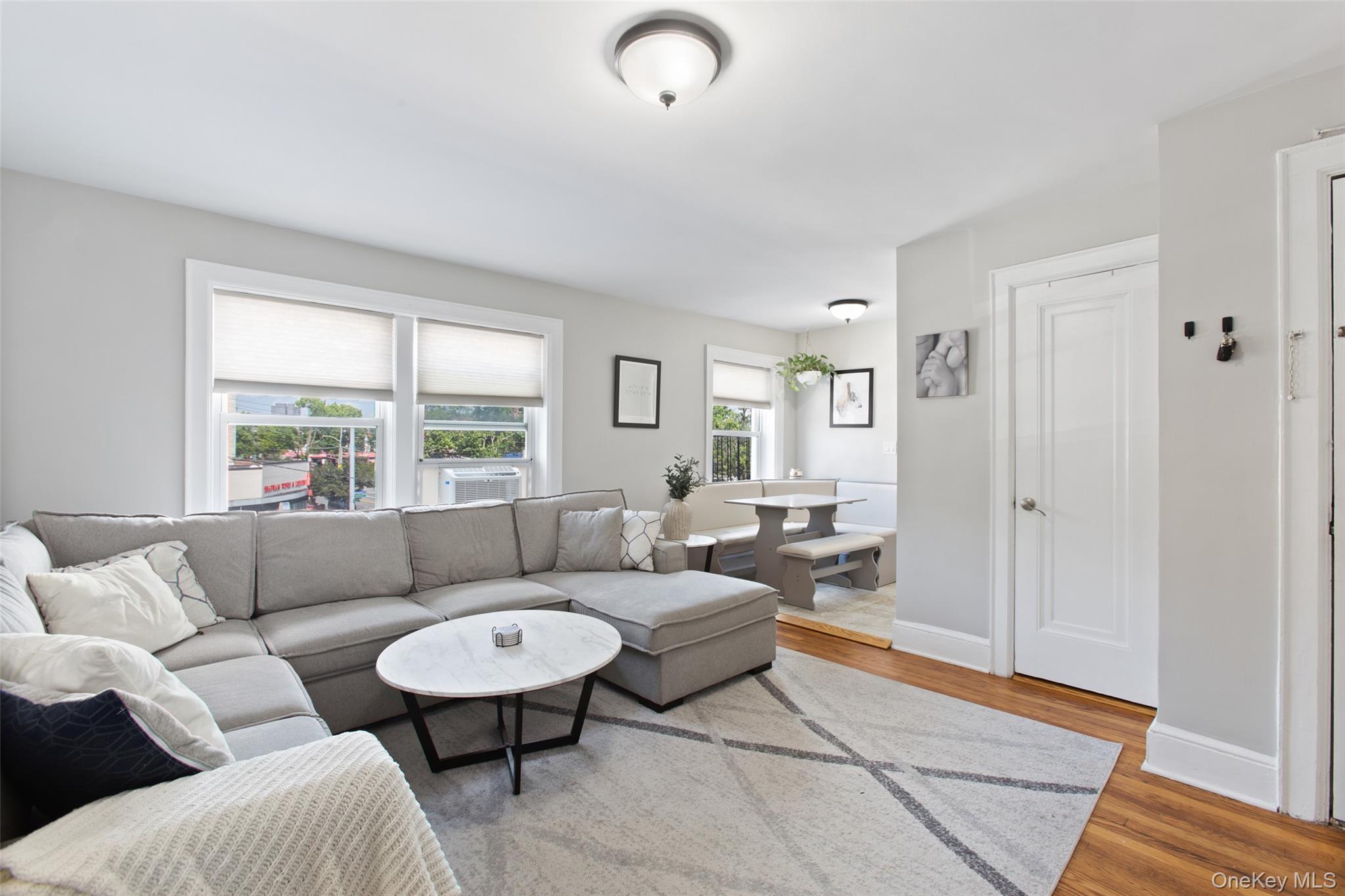 #3 photo, 512 Mamaroneck Avenue, White Plains , NY 10605