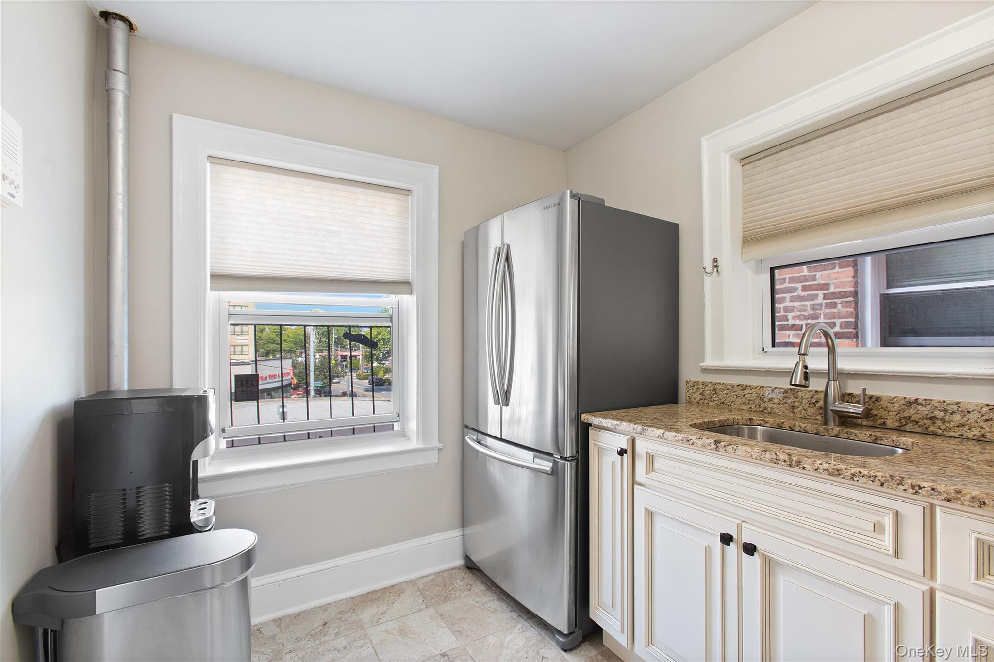 #8 photo, 512 Mamaroneck Avenue, White Plains , NY 10605