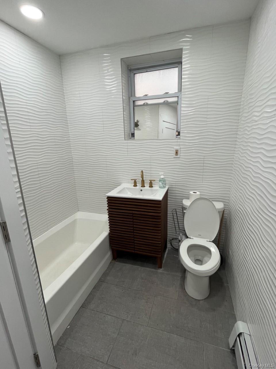 #17 photo, 2001 Park Street, Atlantic Beach , NY 11509