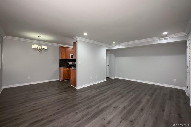 #4 photo, 111 College Road, サフォーク郡 Selden , NY 11784