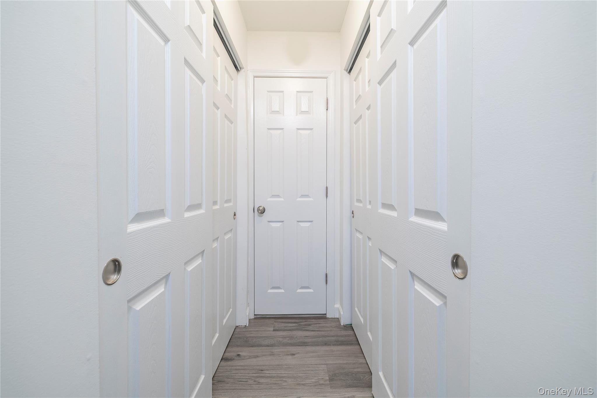 #5 photo, 615 Broadway, Amityville , NY 11701