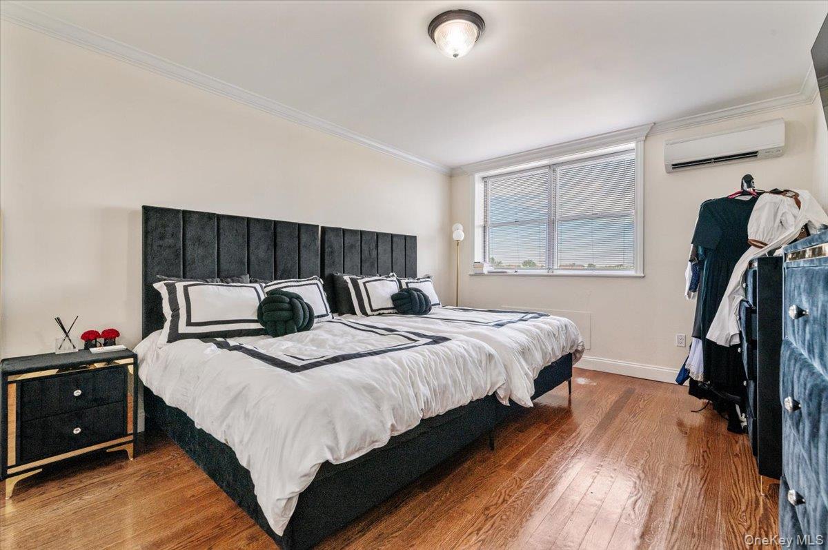 #14 photo, 156 Beach 9th Street, Far Rockaway , NY 11691