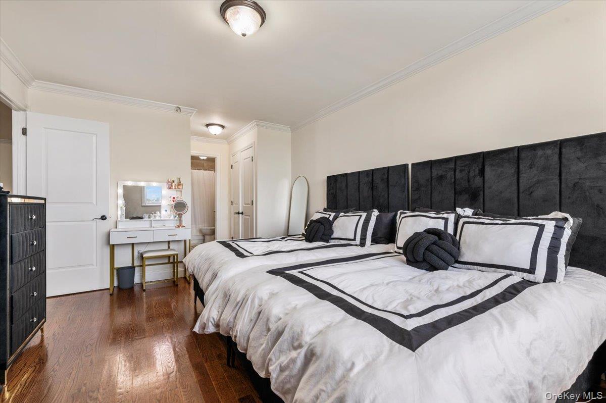 #15 photo, 156 Beach 9th Street, Far Rockaway , NY 11691