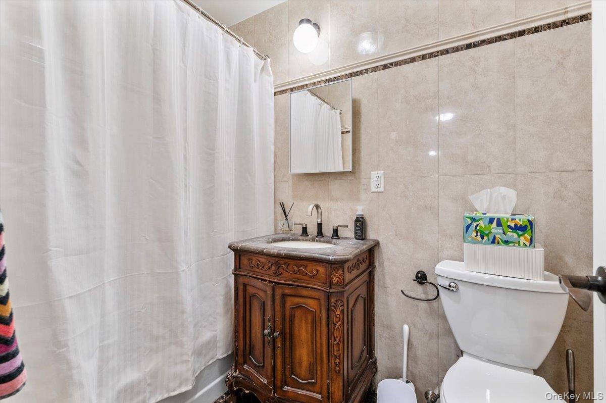 #18 photo, 156 Beach 9th Street, Far Rockaway , NY 11691